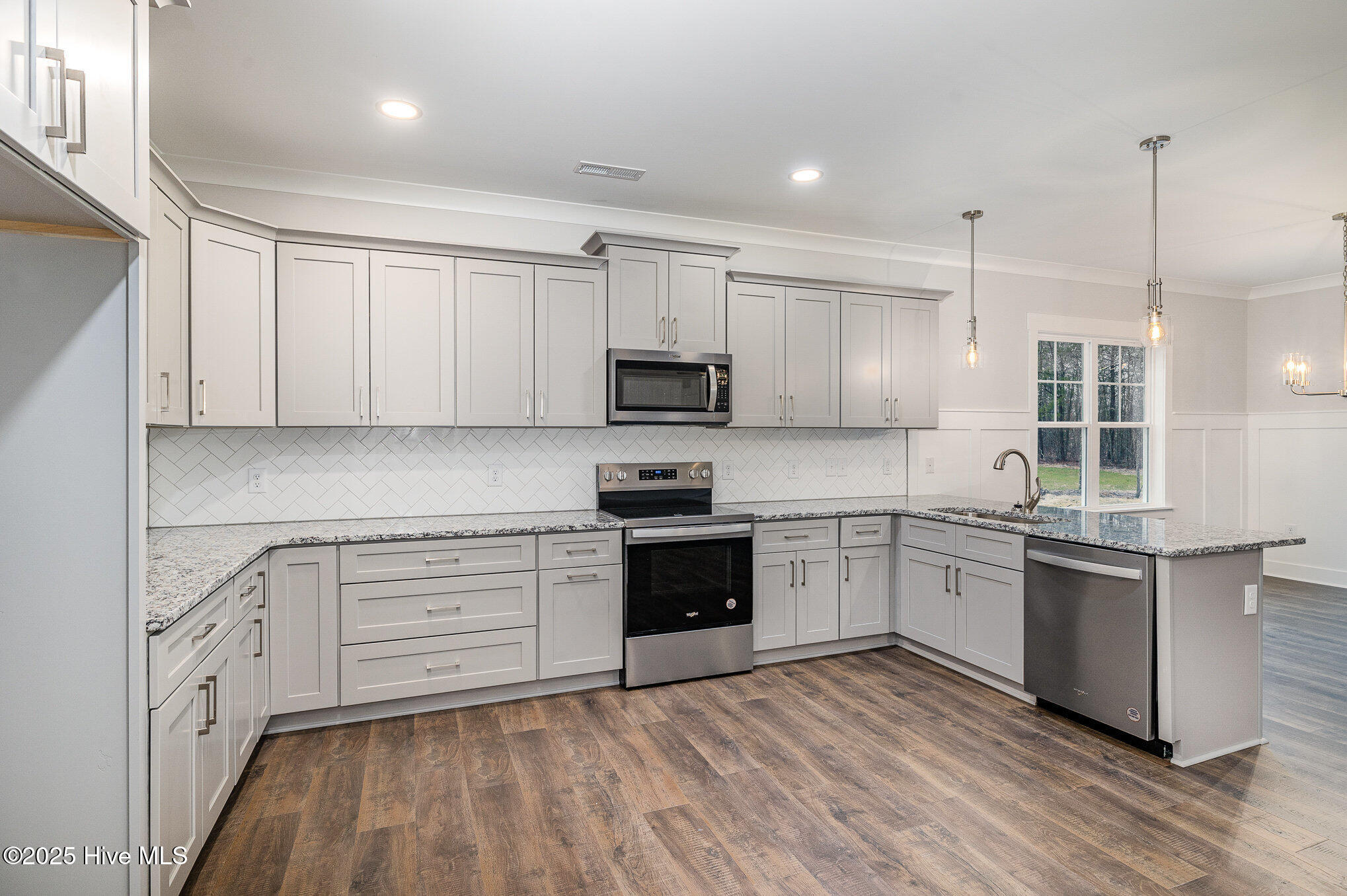 613 Tuscany Circle Property Photo 8