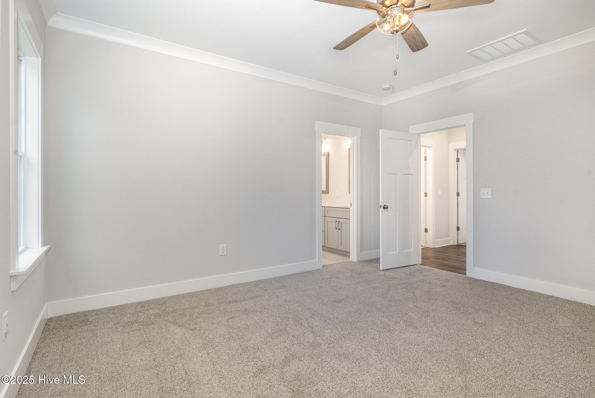 613 Tuscany Circle Property Photo 12