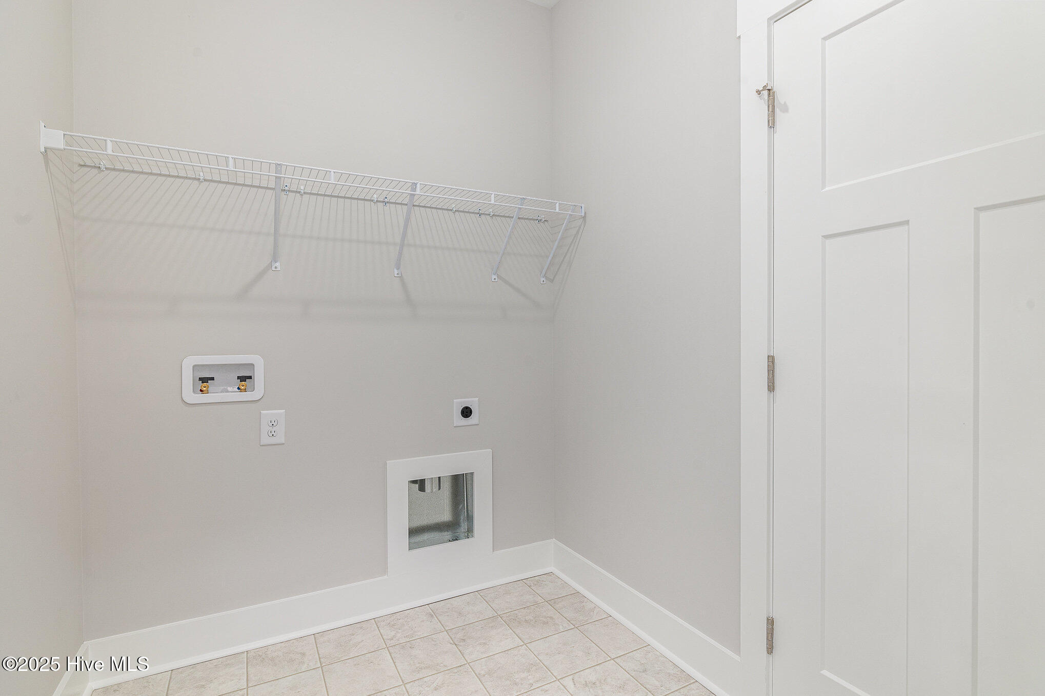 613 Tuscany Circle Property Photo 20