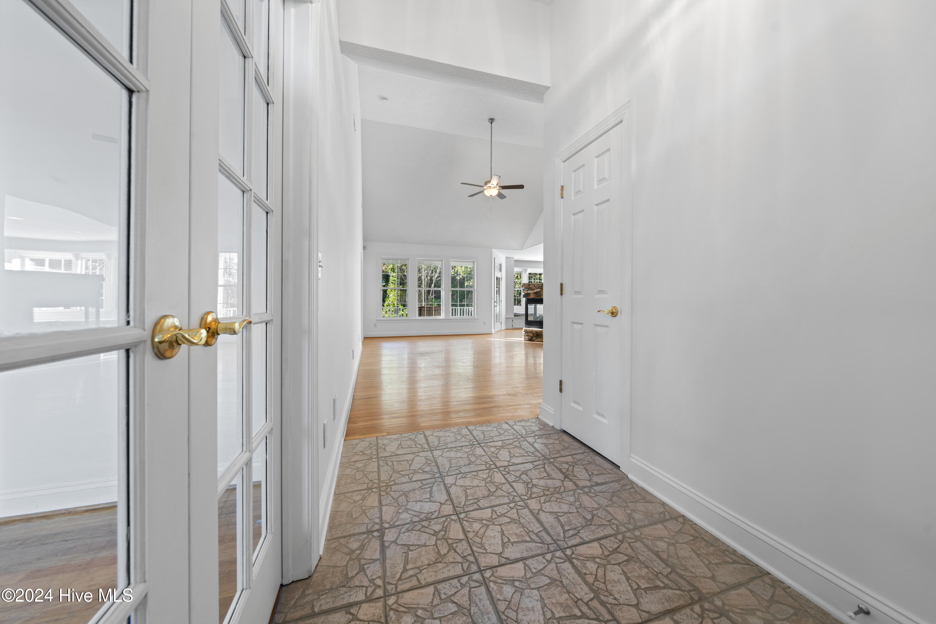 123 Lighthouse Drive Property Photo 16
