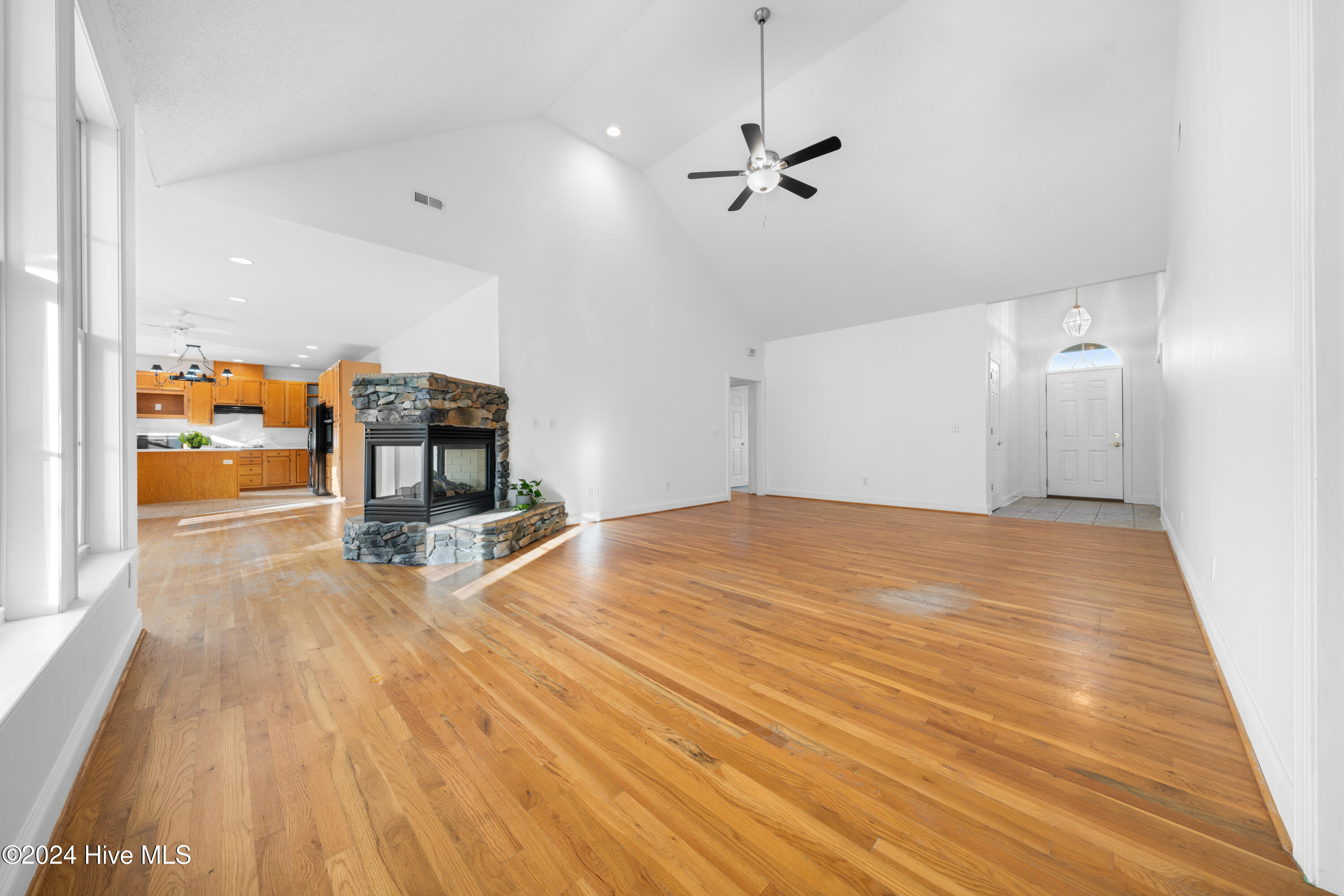 123 Lighthouse Drive Property Photo 18