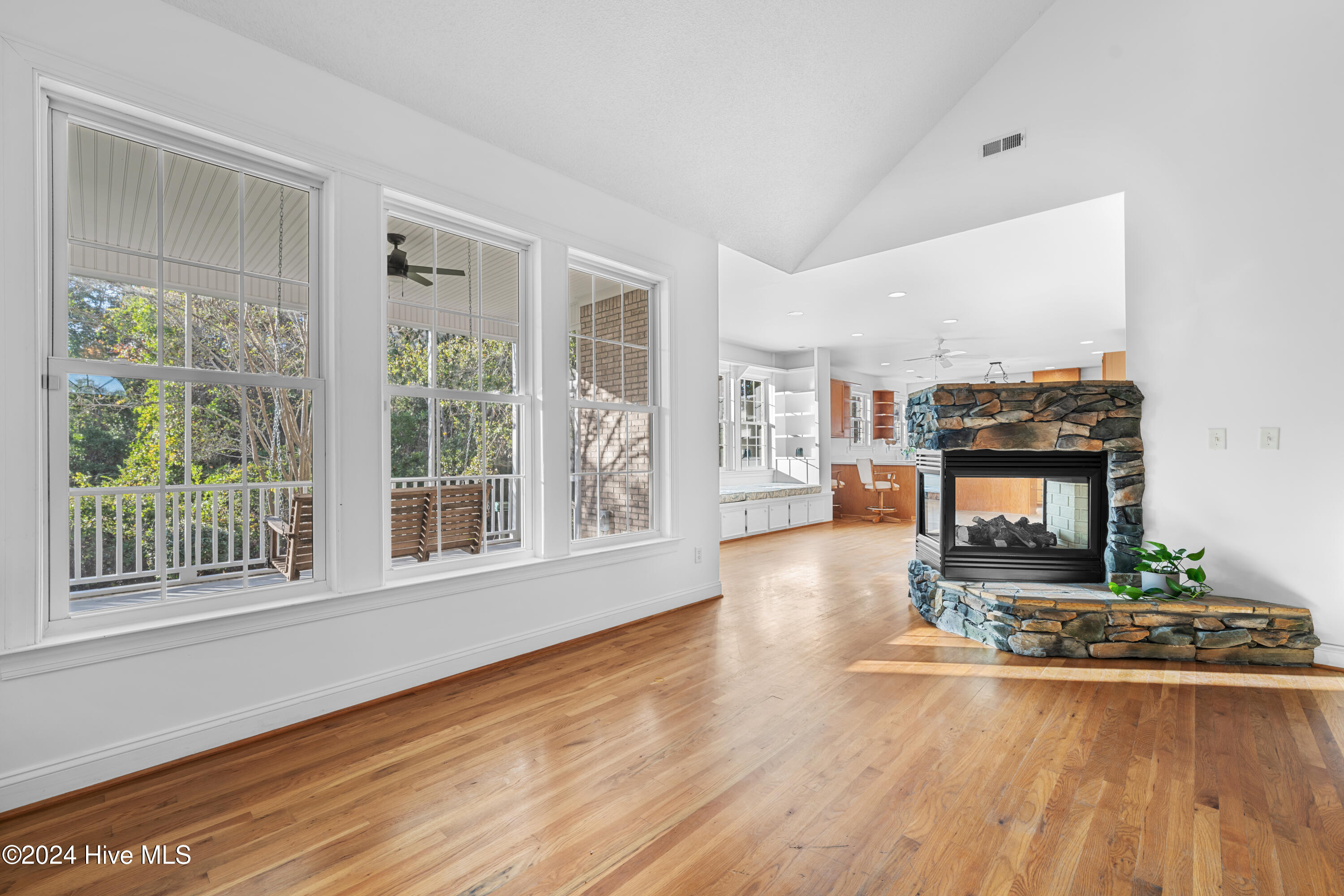 123 Lighthouse Drive Property Photo 19