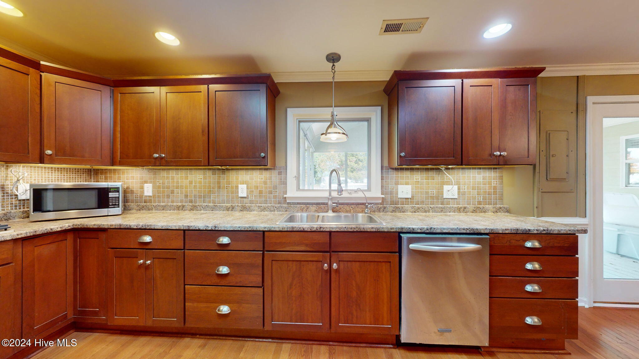 2312 Crab Point Loop Road Property Photo 14