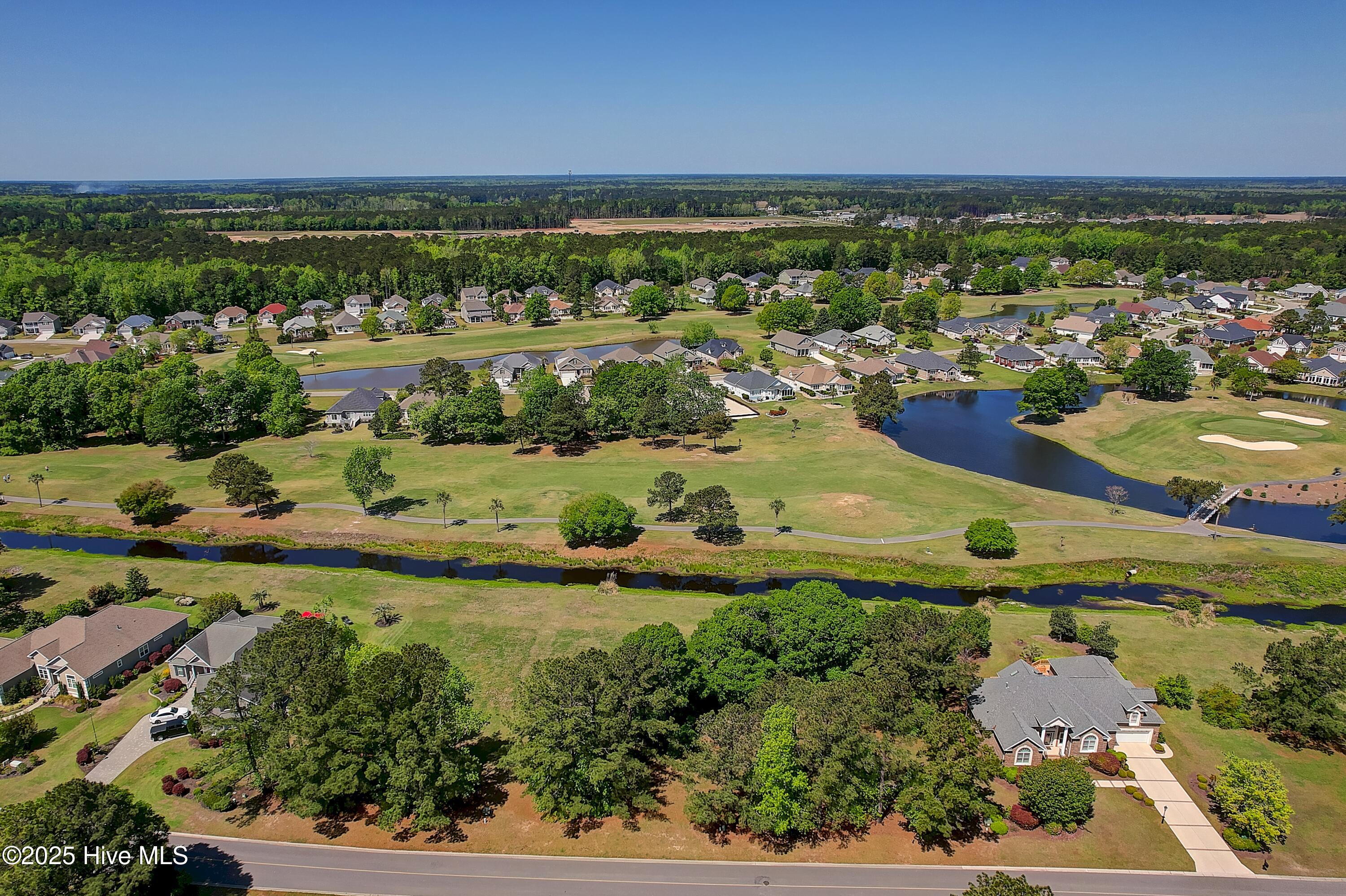 1062 Middleton Drive Property Photo 4