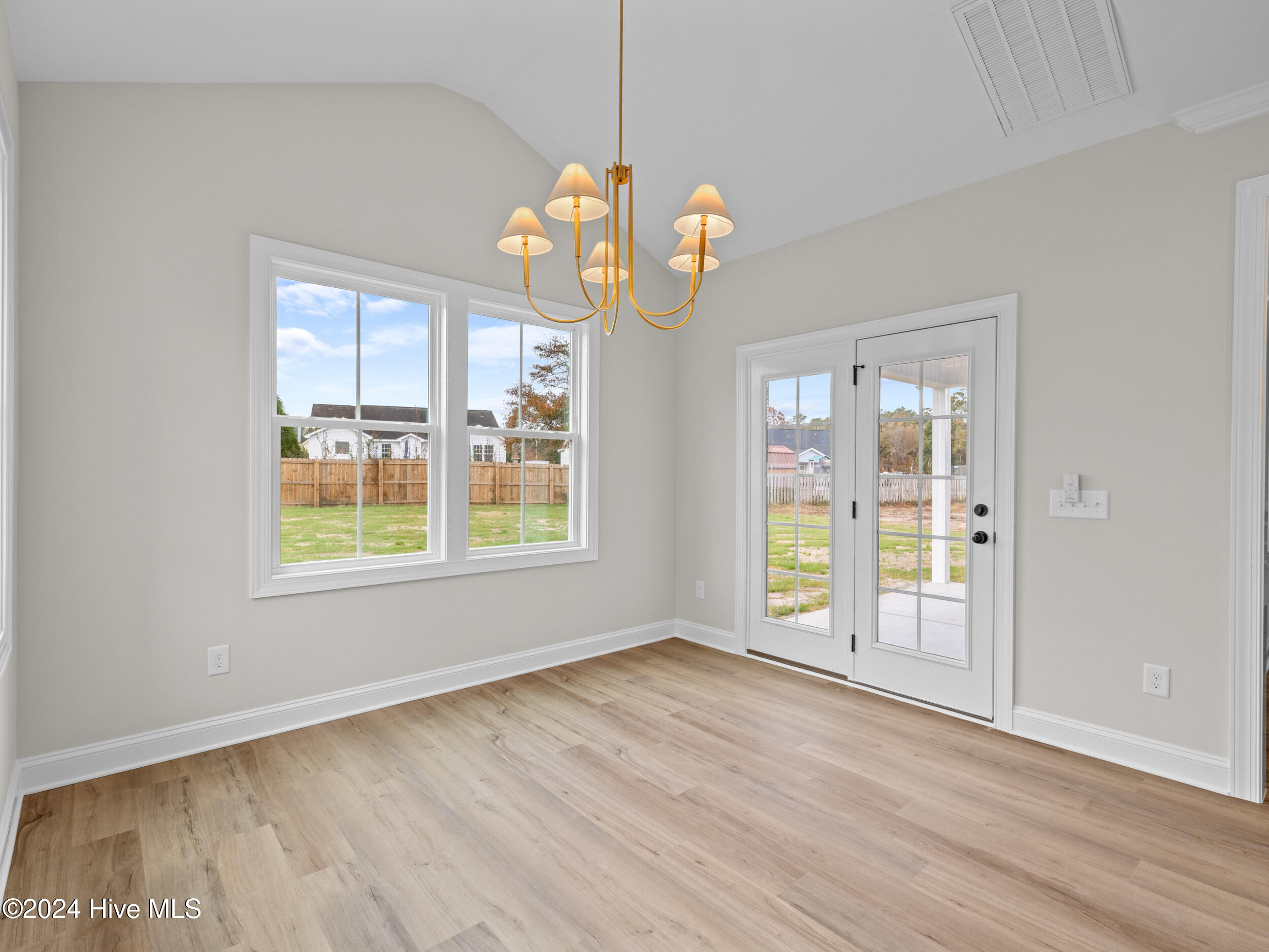 128 Creek Bluff Road Property Photo 29