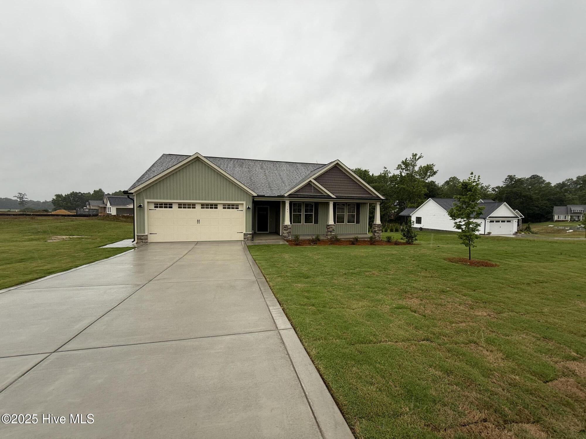 141 Ruskin Drive Property Photo