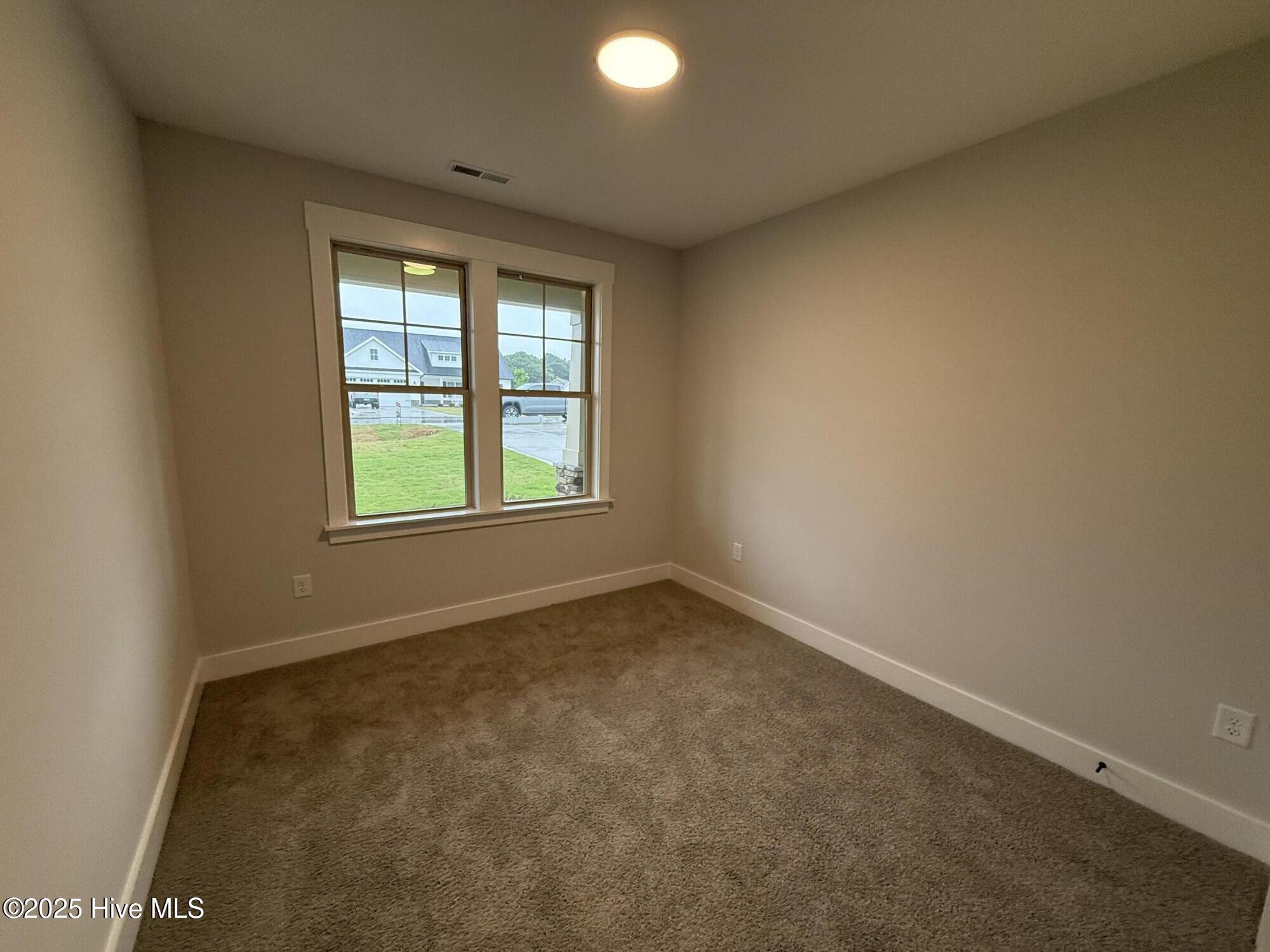 141 Ruskin Drive Property Photo 11