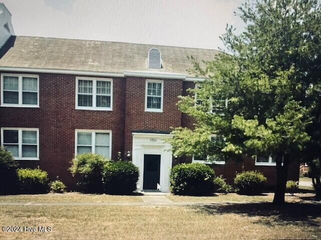 2940 Oleander Drive D-16 Property Photo 1