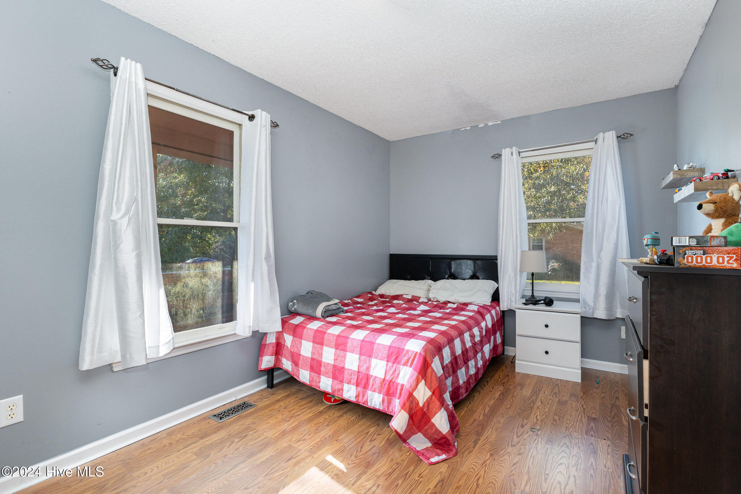 203 Woodside Drive Property Photo 15