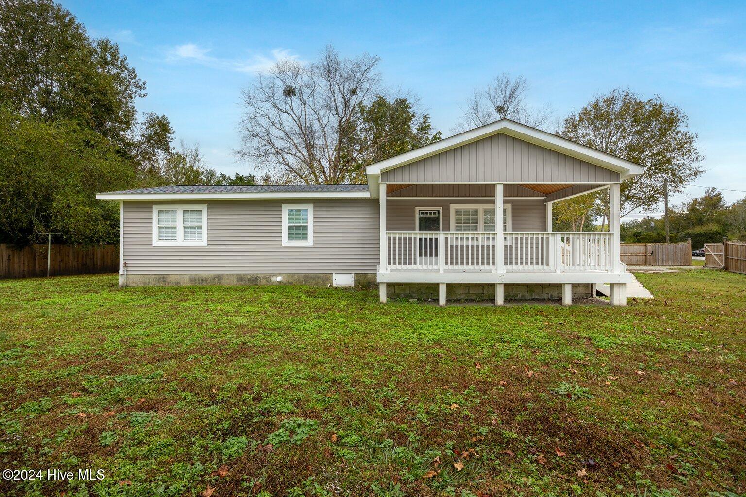 301 Carlson Drive Property Photo
