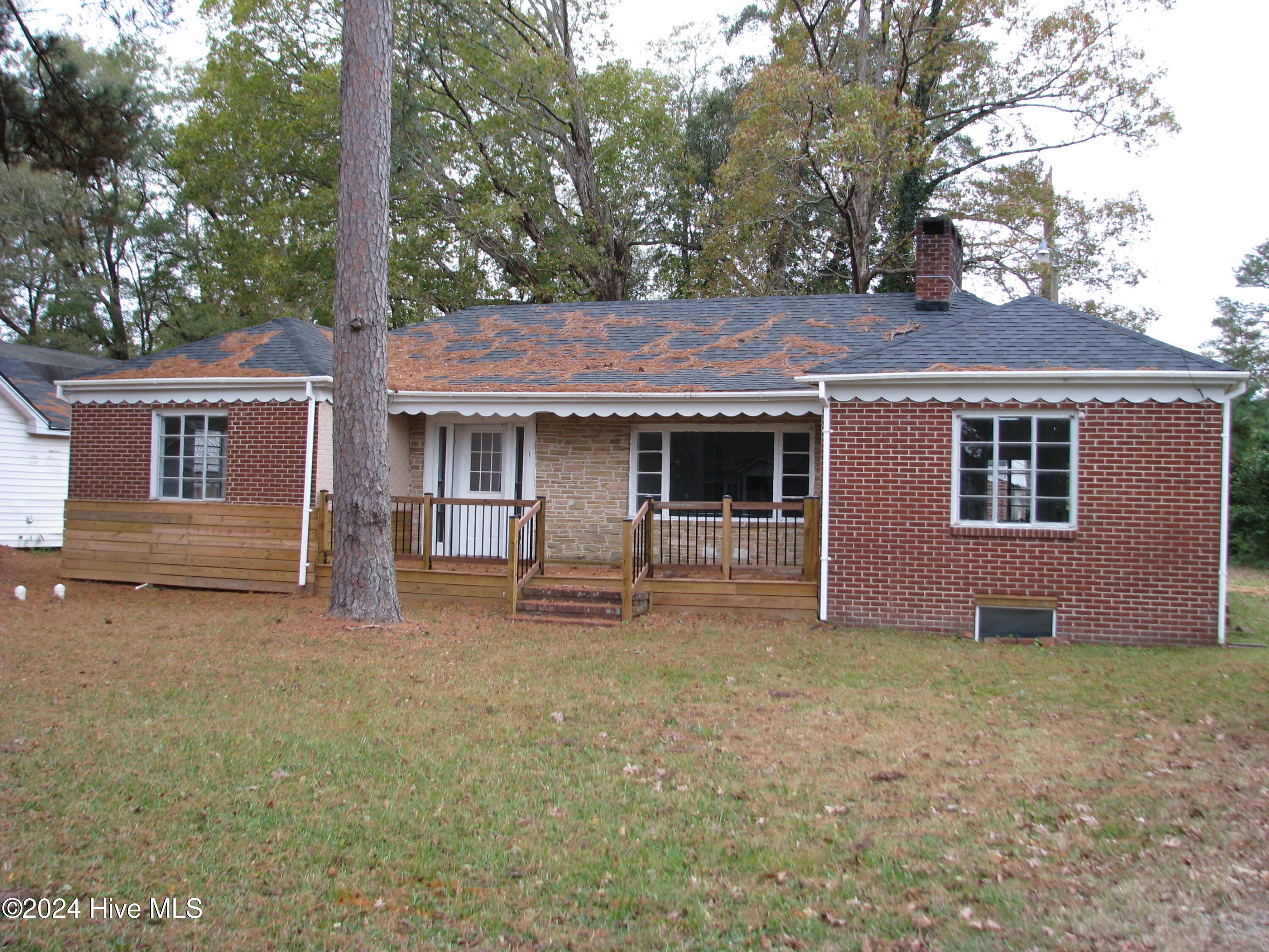 807 Roosevelt Avenue Property Photo