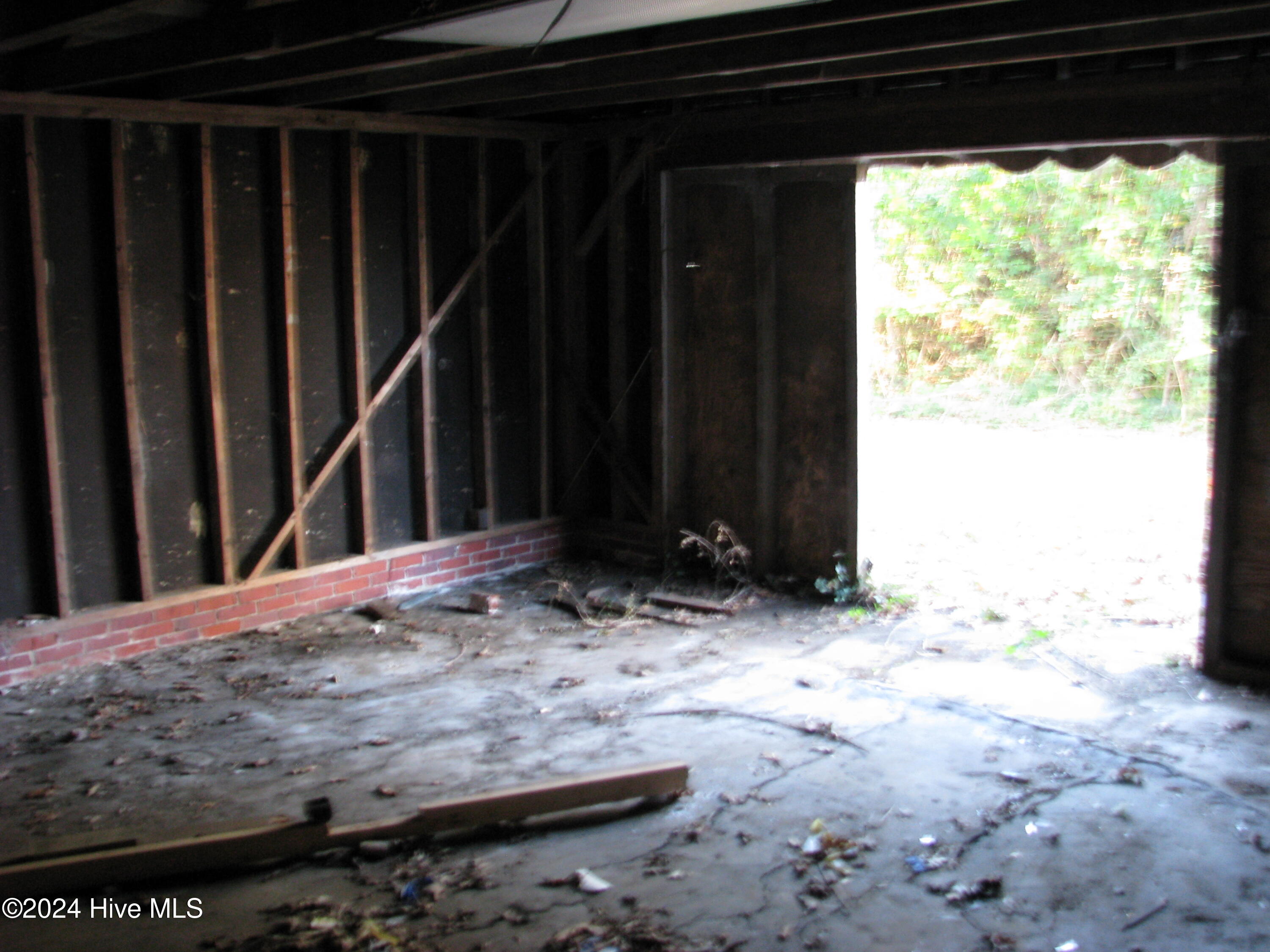 807 Roosevelt Avenue Property Photo 7