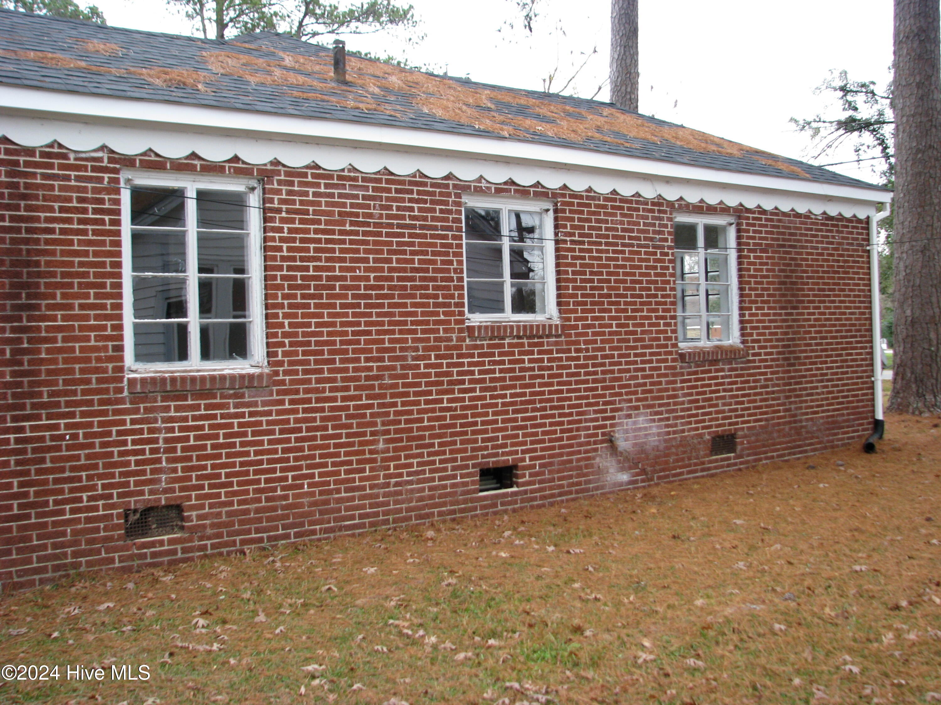 807 Roosevelt Avenue Property Photo 8