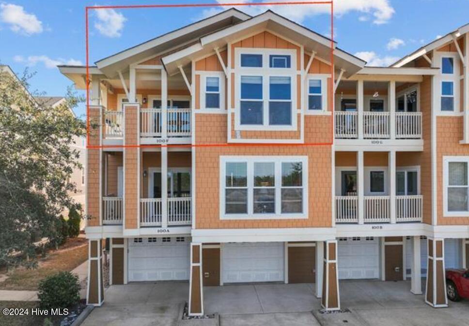 100 Mercedes Court F Property Photo