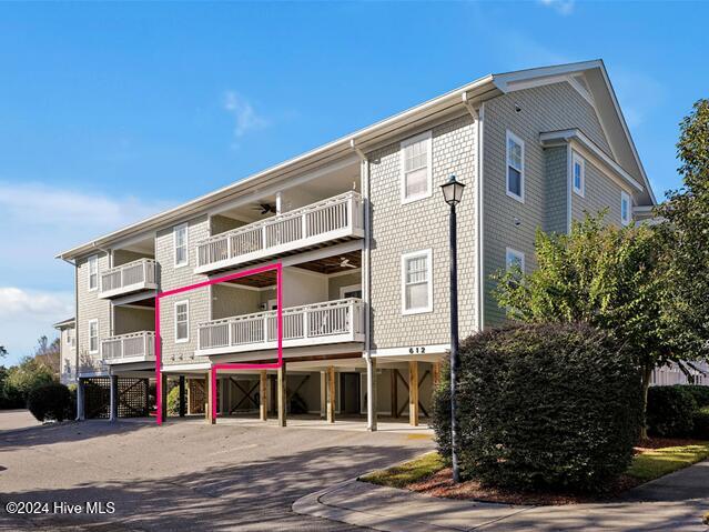612 W Brown Street Property Photo 1