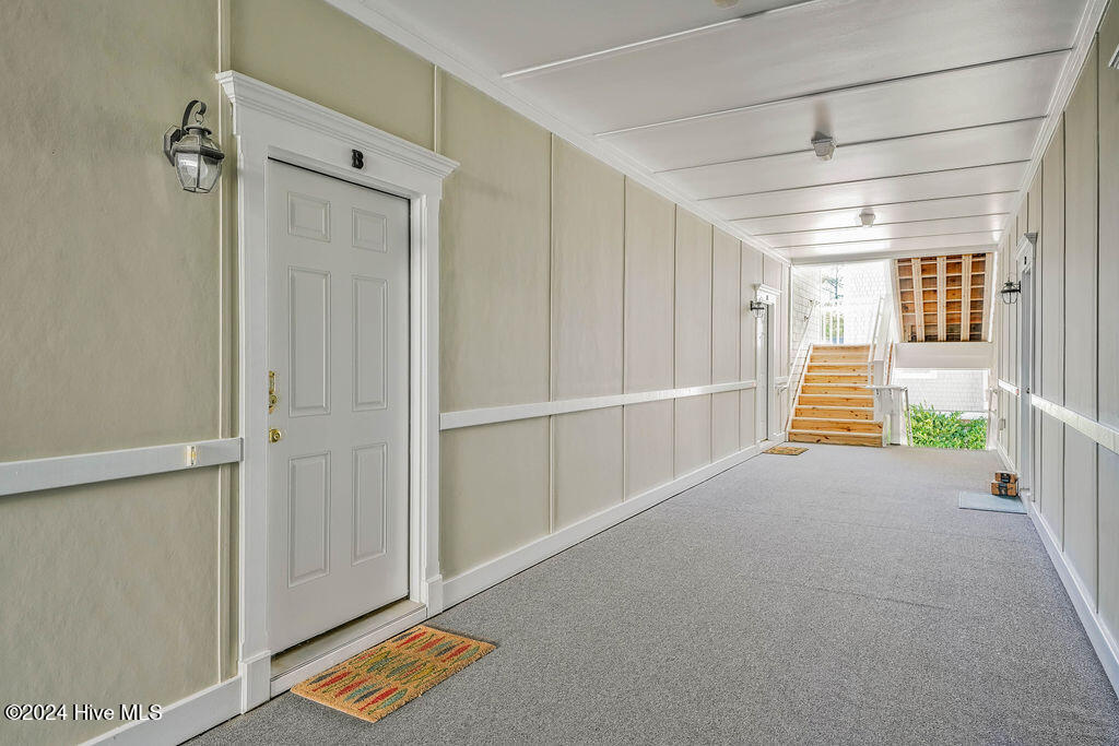 612 W Brown Street Property Photo 5