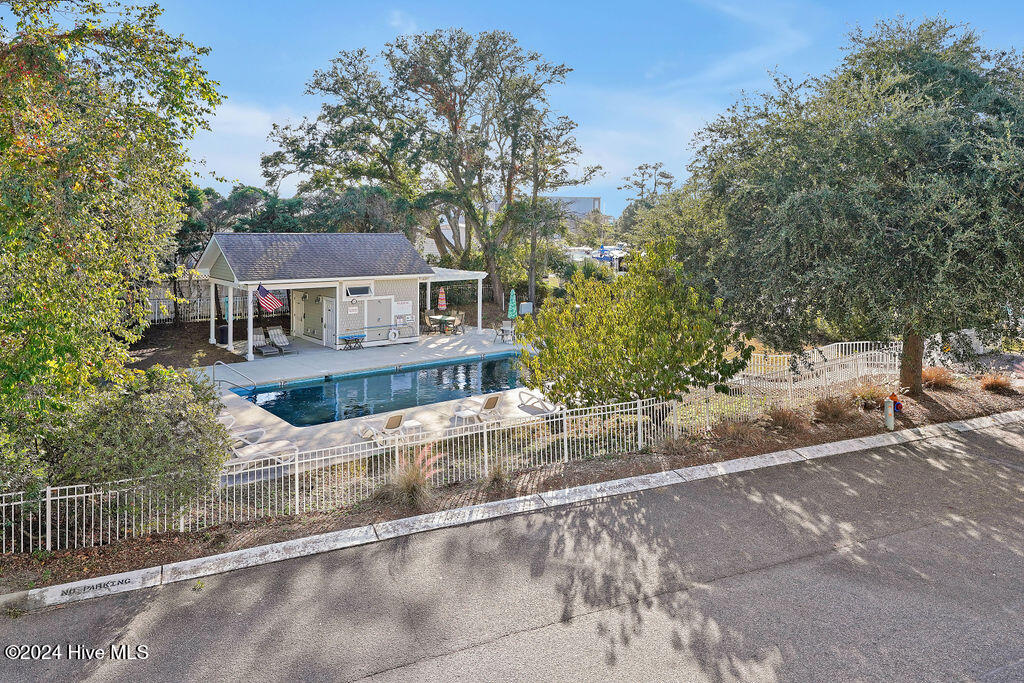 612 W Brown Street Property Photo 34