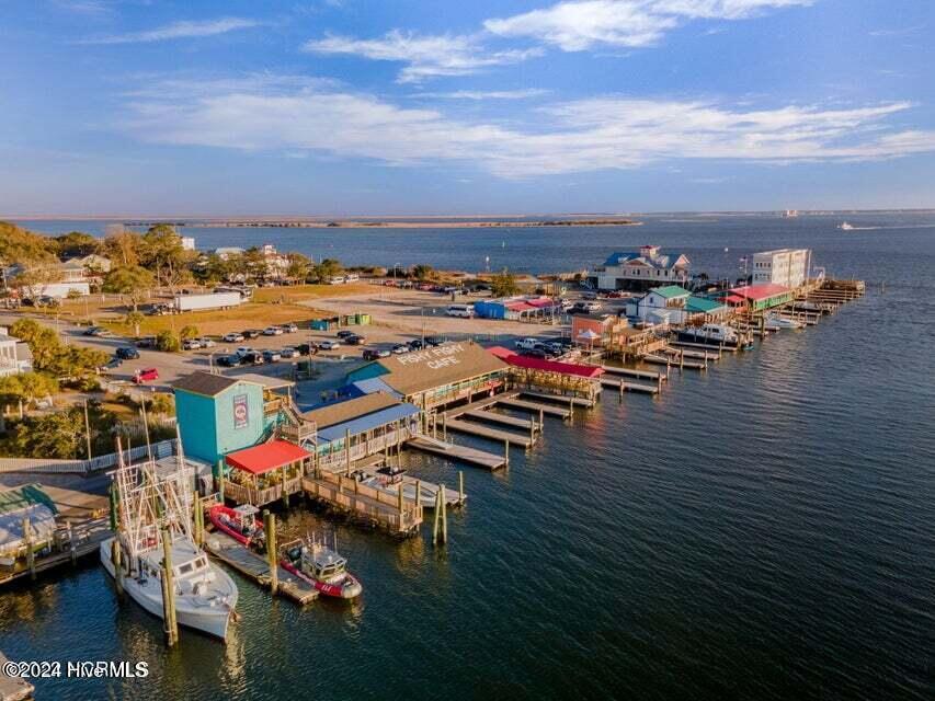 612 W Brown Street Property Photo 51