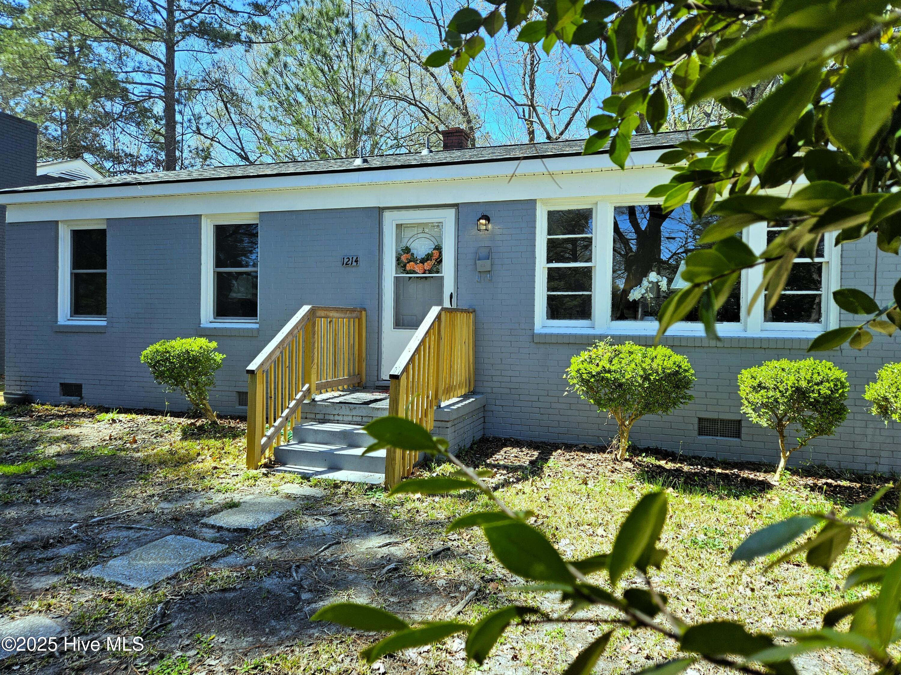 1214 Cypress Street Property Photo