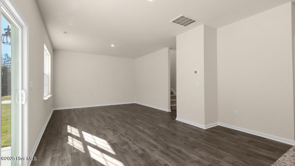 923 Misty Creek Drive Property Photo 12