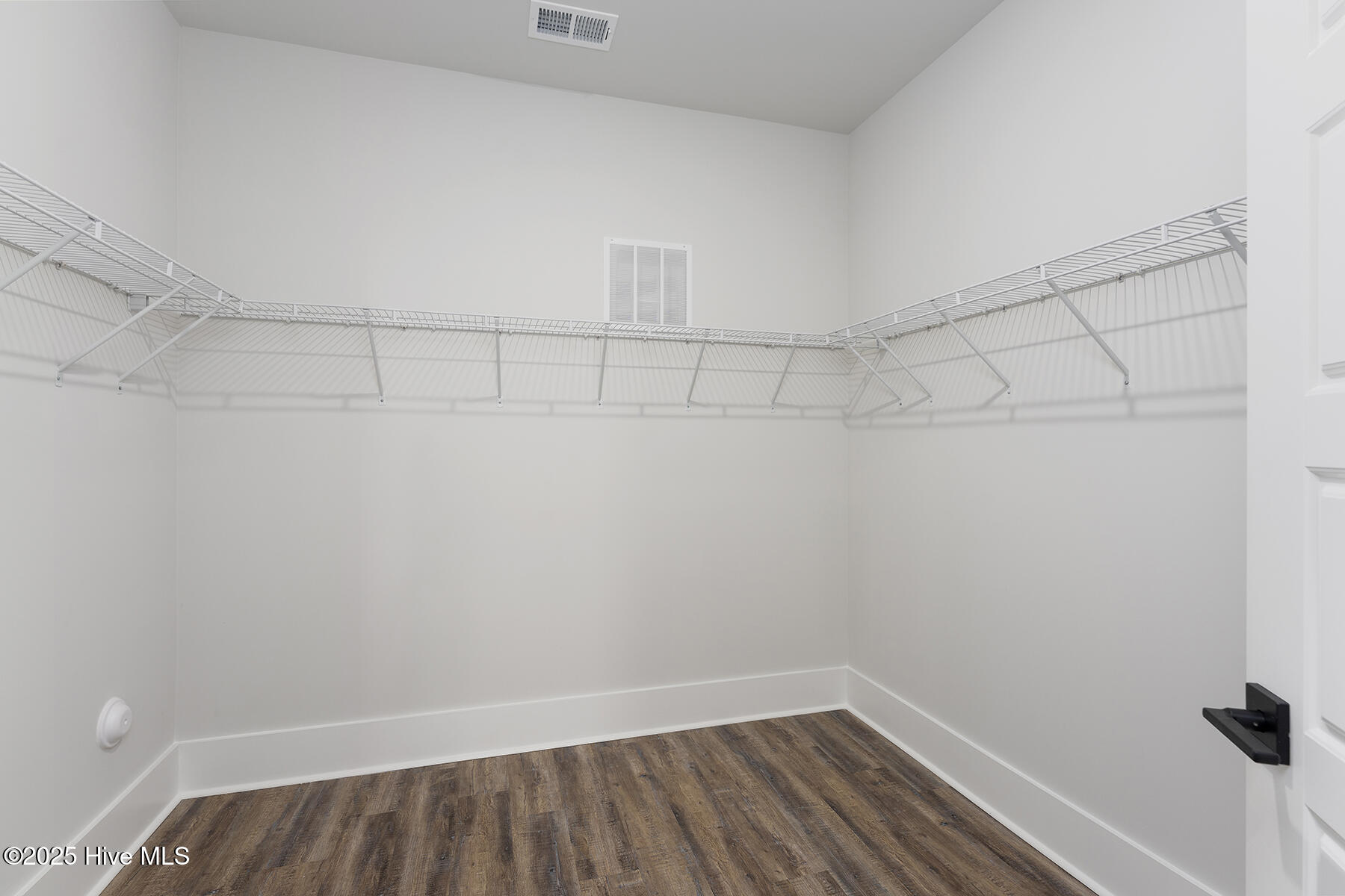 755 Hollybriar Loop Road Property Photo 16
