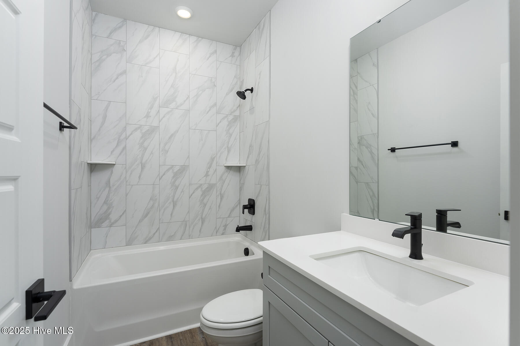 755 Hollybriar Loop Road Property Photo 20