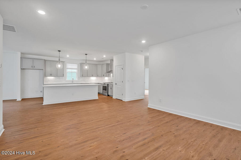 392 Longhill Drive Property Photo 25