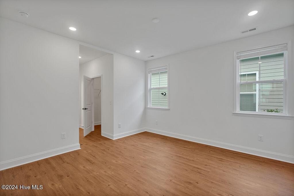 392 Longhill Drive Property Photo 32