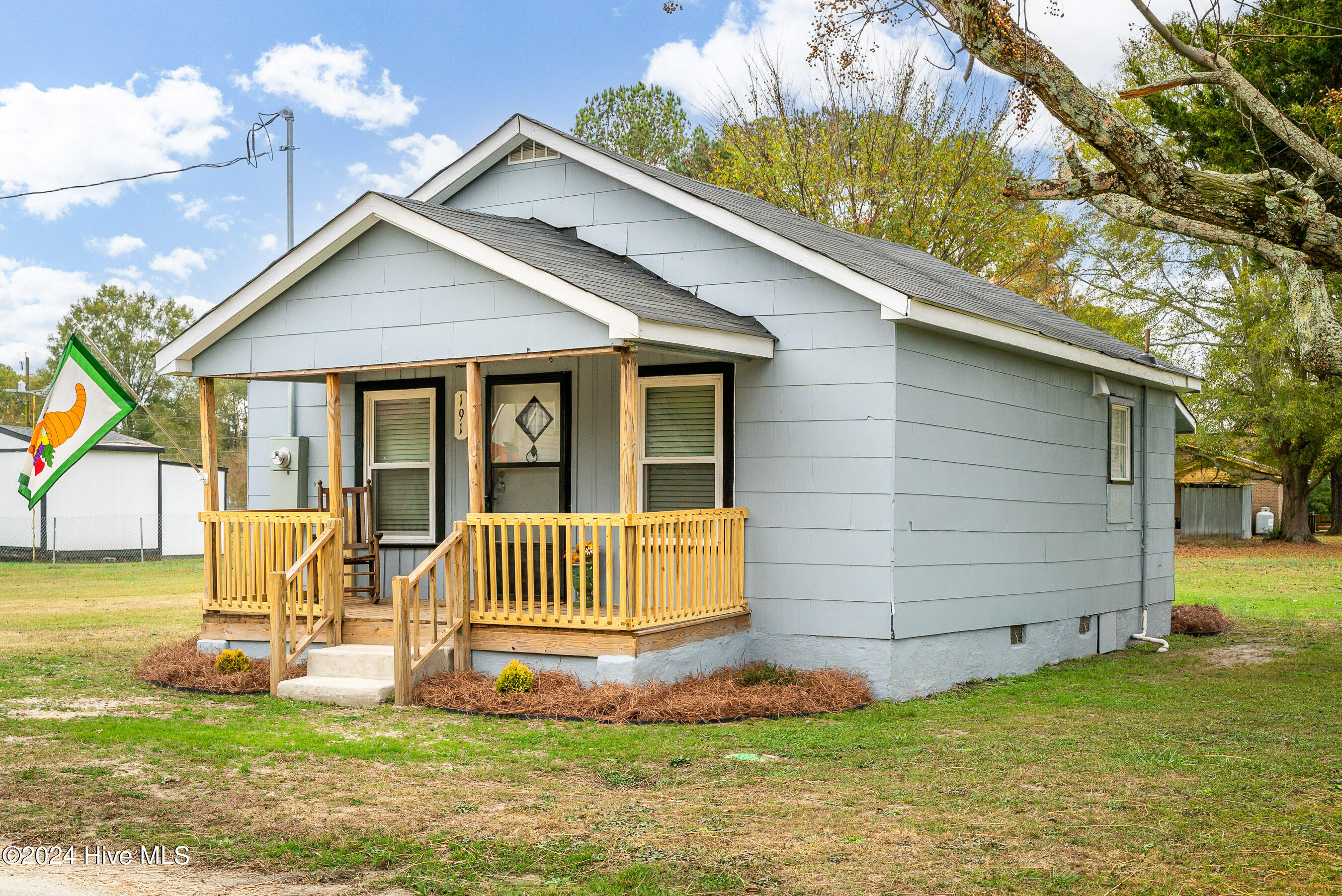 191 W Church Street Property Photo