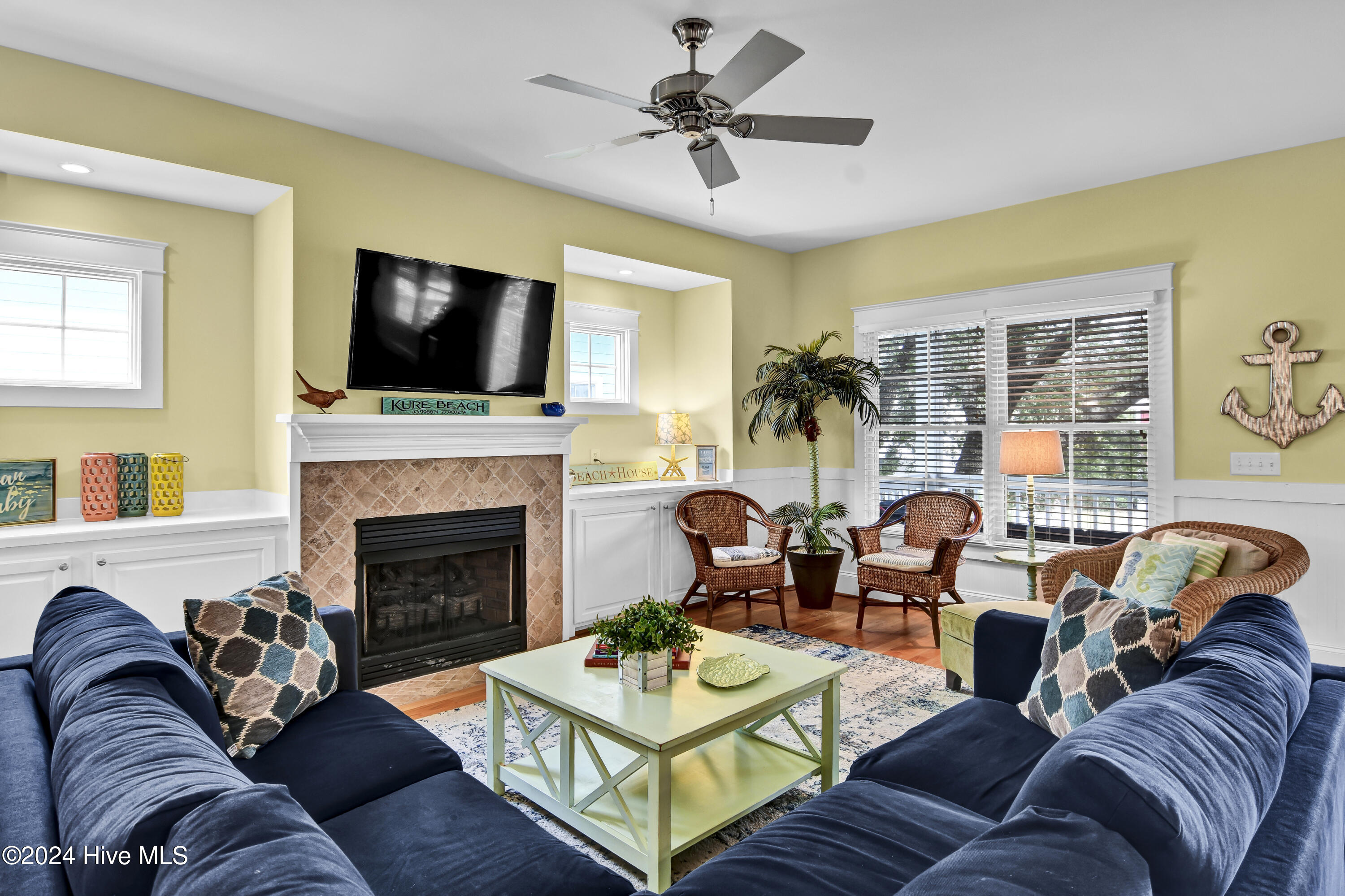 221 Seawatch Way Property Photo 6