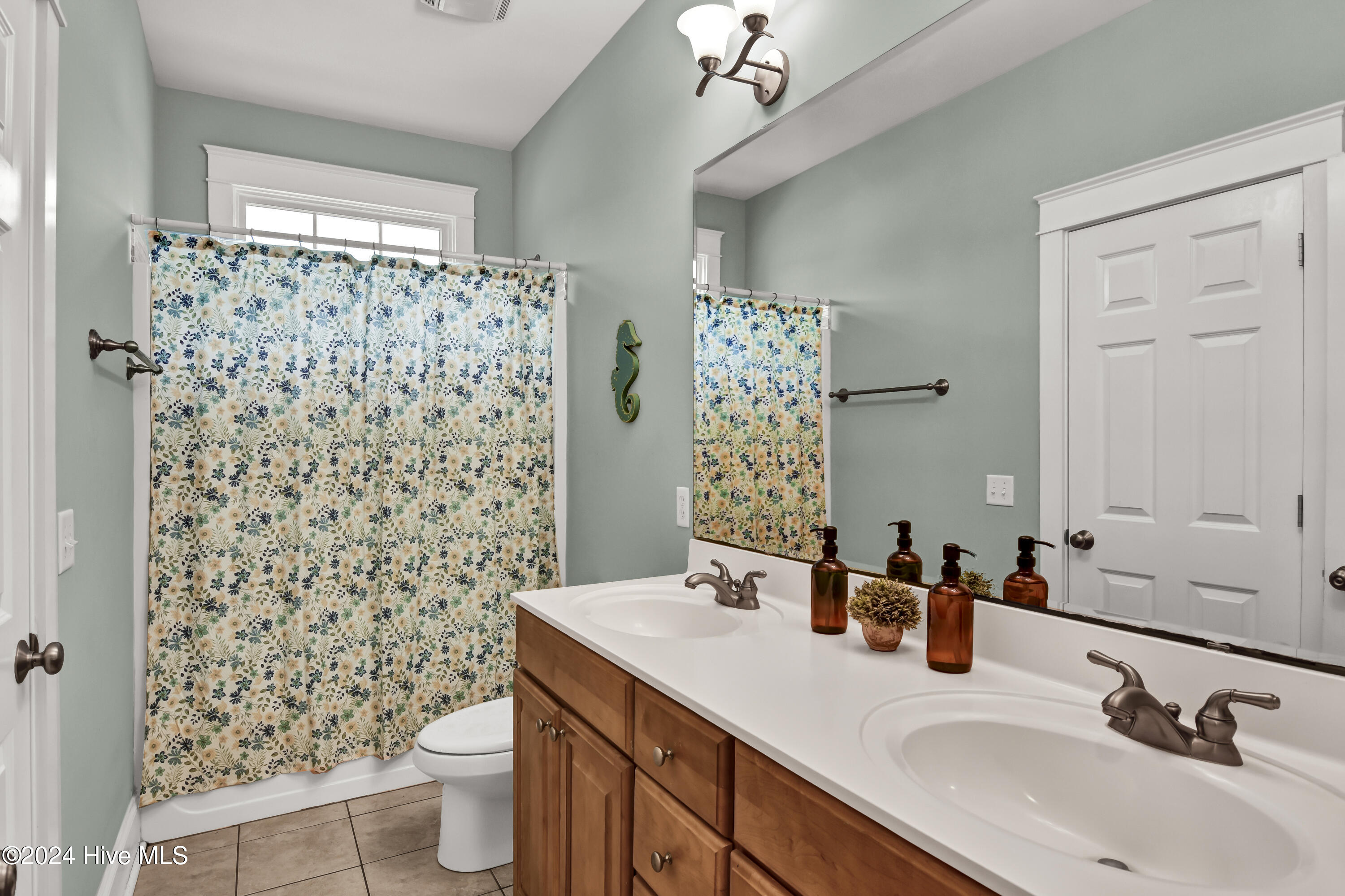 221 Seawatch Way Property Photo 19