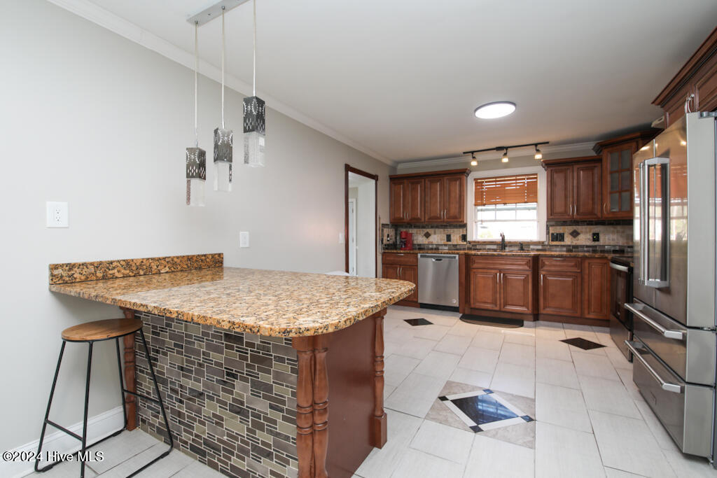 1516 Candlewick Drive Property Photo 7
