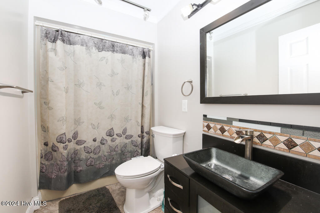 1516 Candlewick Drive Property Photo 15
