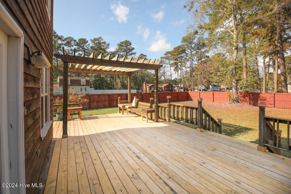 1516 Candlewick Drive Property Photo 19