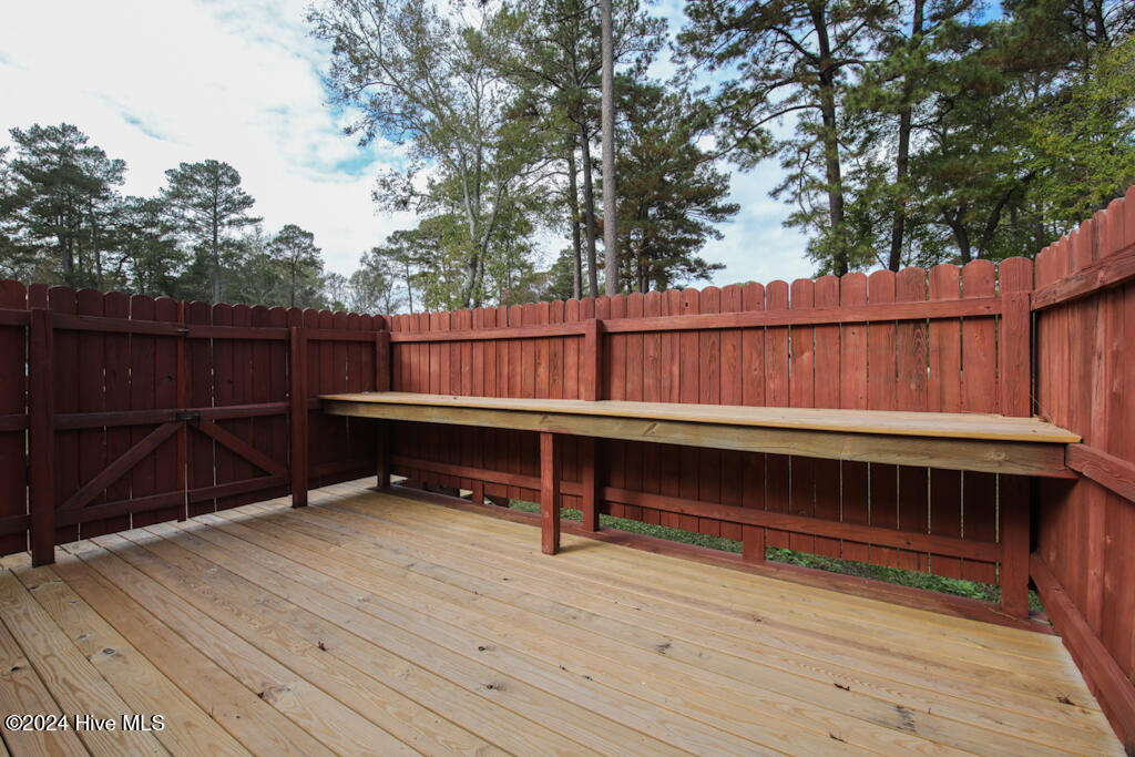 1516 Candlewick Drive Property Photo 47