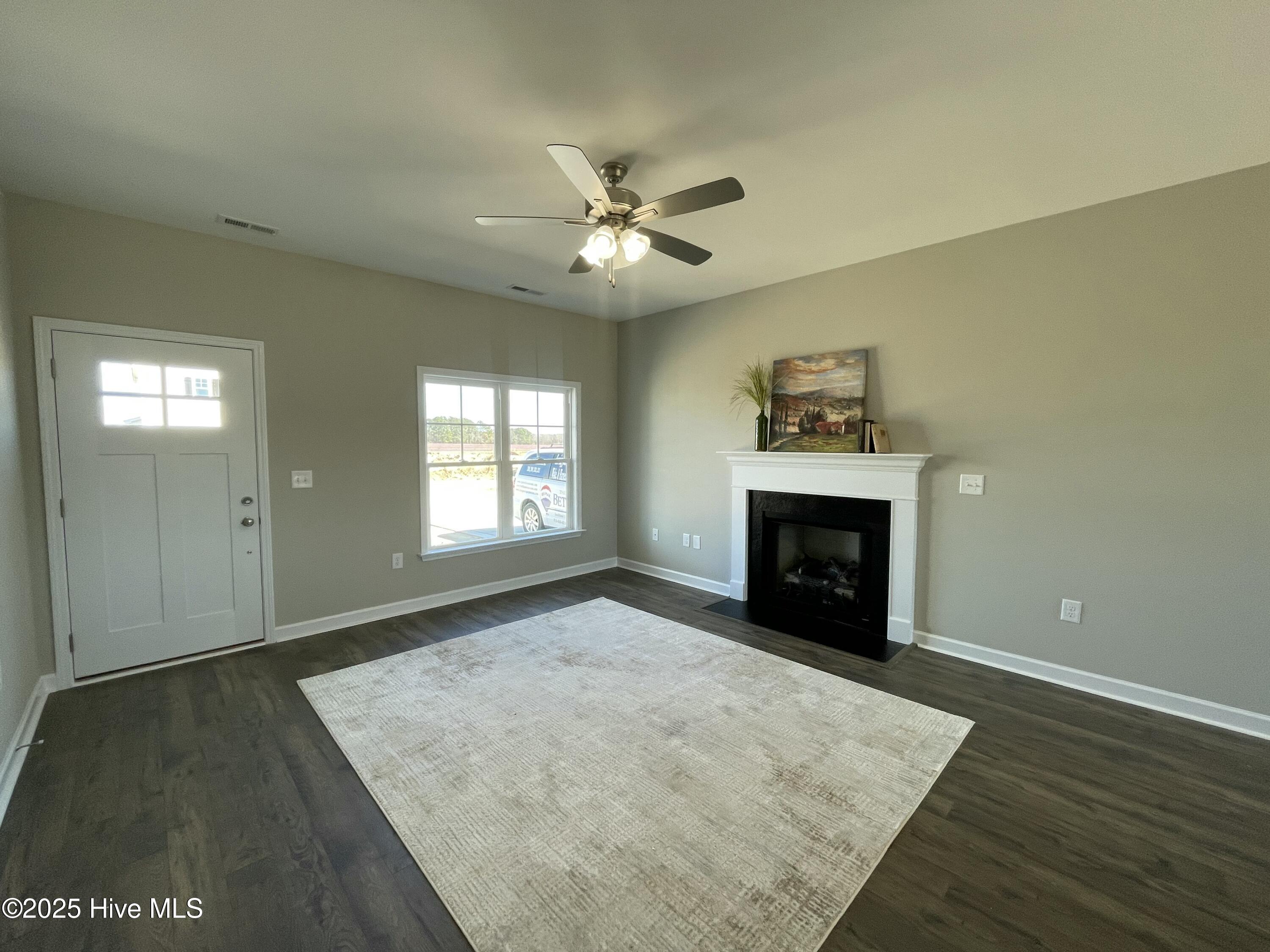 201 Dunbar Hill Drive Property Photo 8