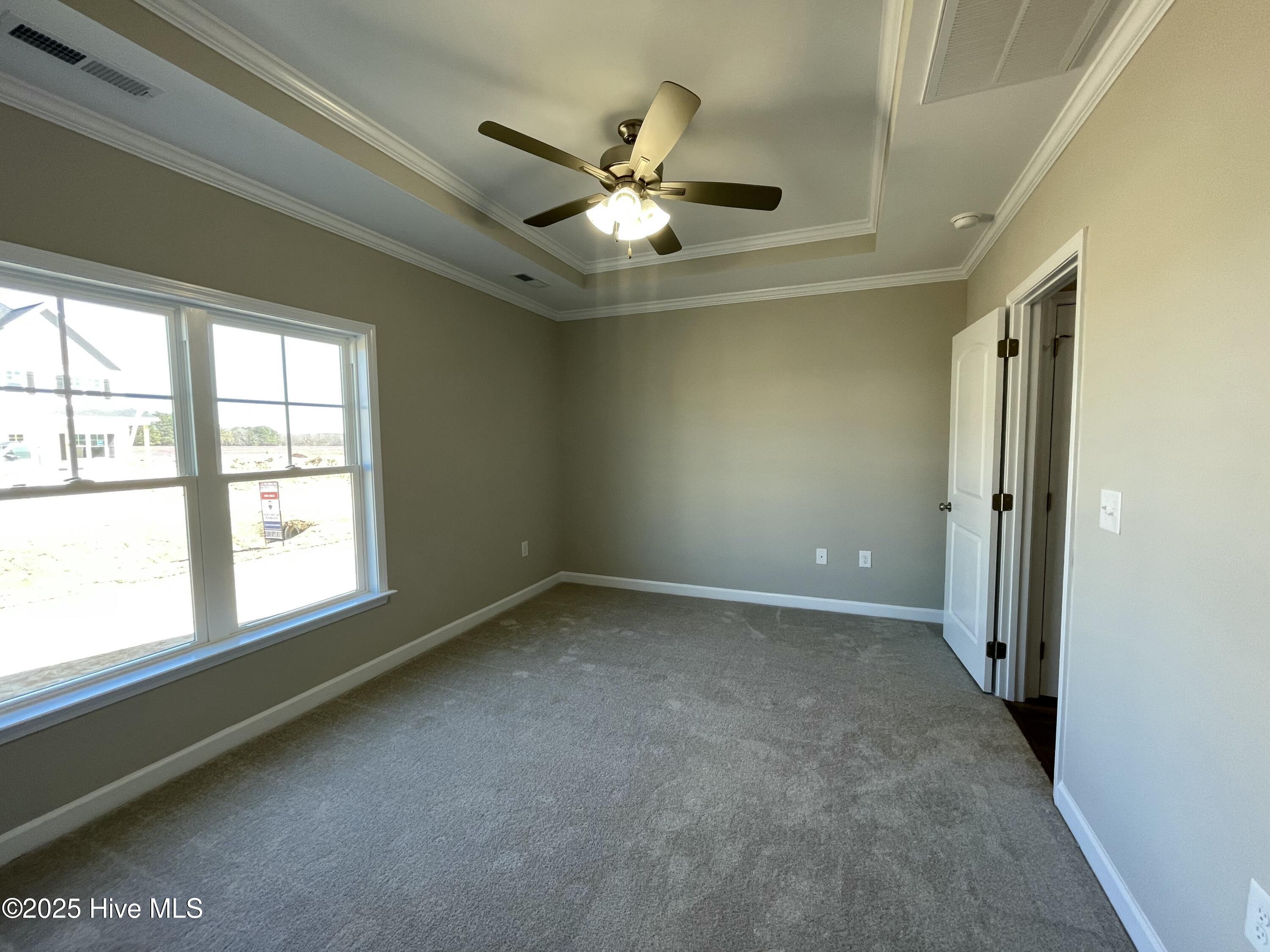201 Dunbar Hill Drive Property Photo 24