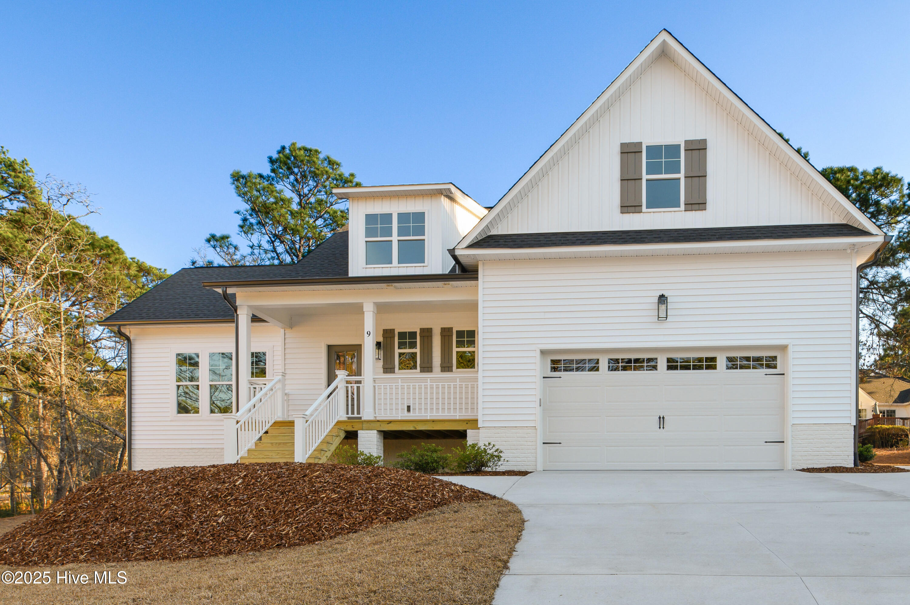 9 Raintree Court 14 Property Photo