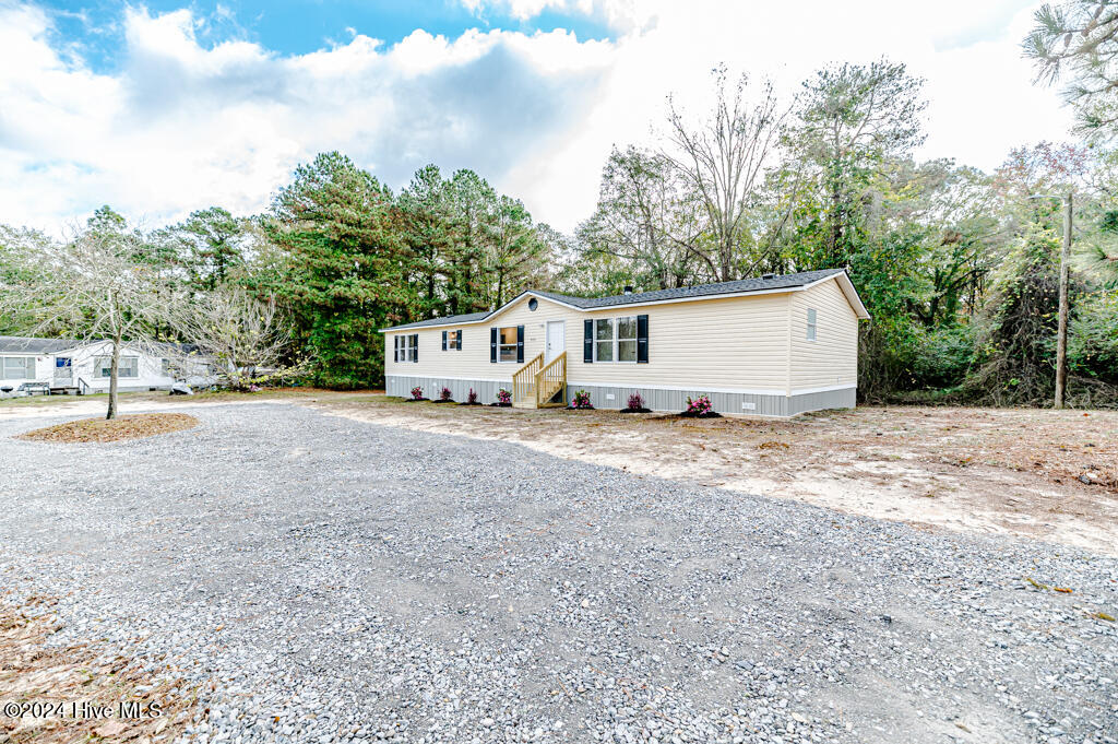 515 Love Grove Church Road Property Photo 1