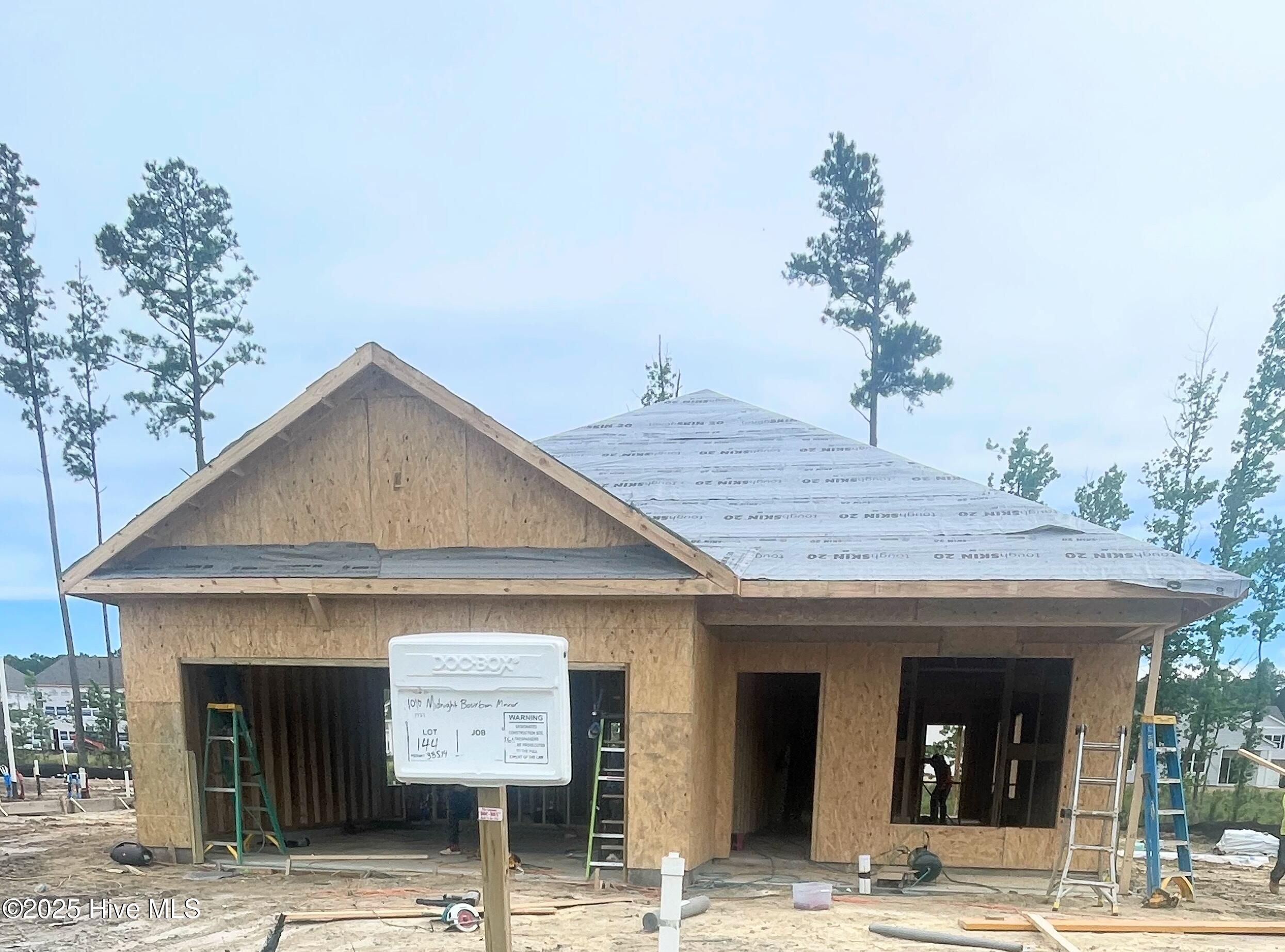 1010 Midnight Bourbon Manor Property Photo