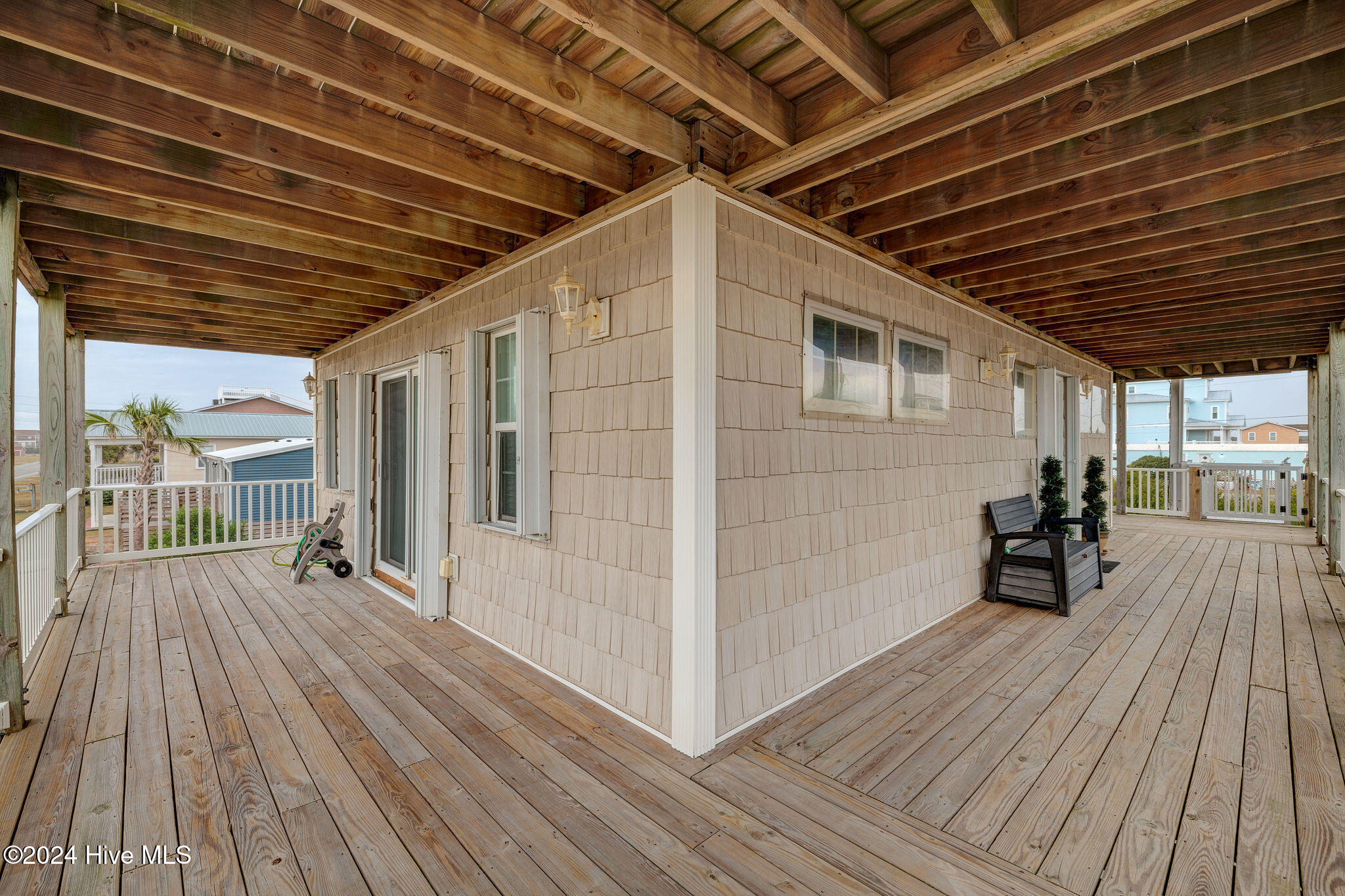 132 Reeves Street Property Photo 10