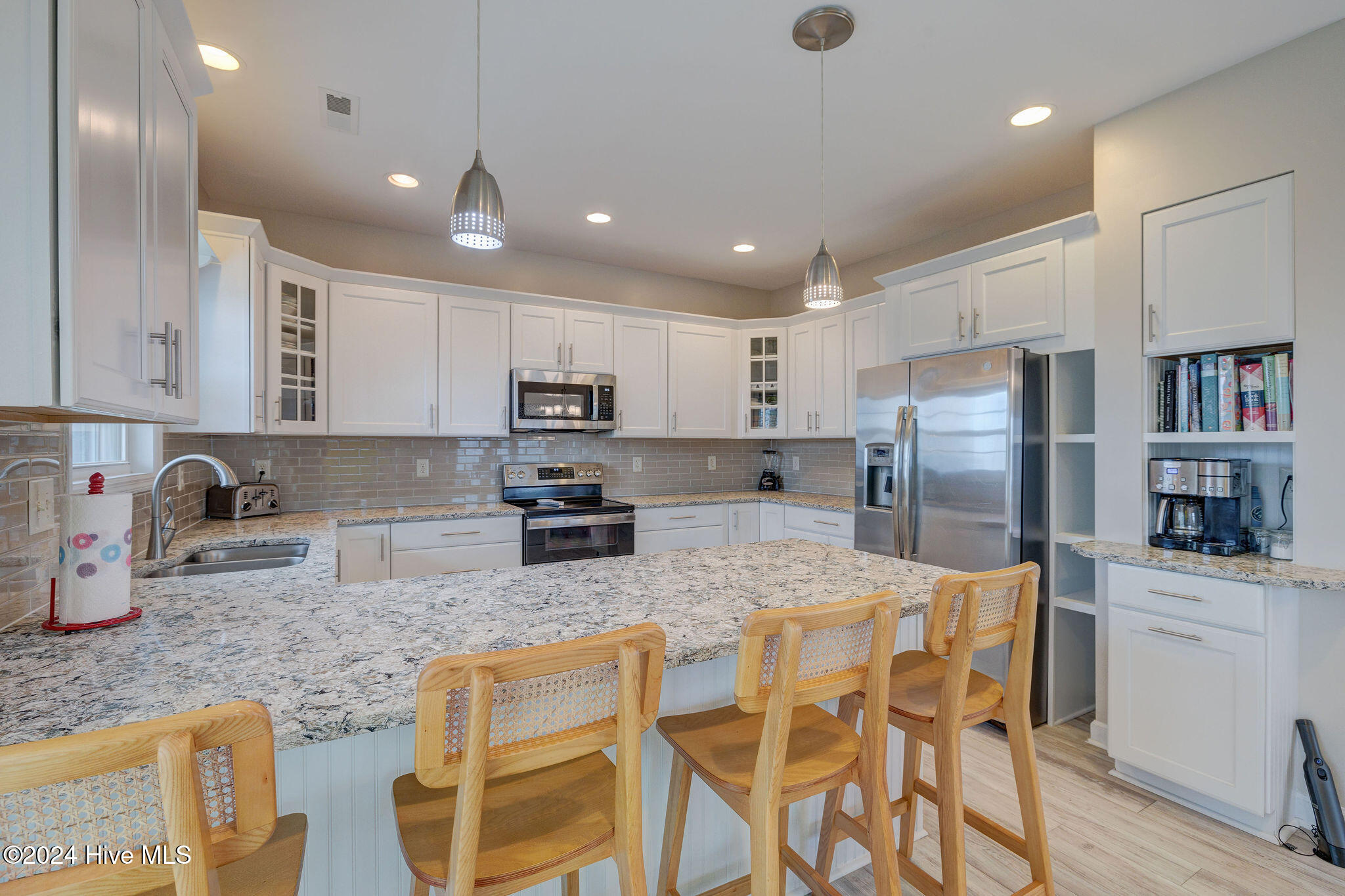 132 Reeves Street Property Photo 43