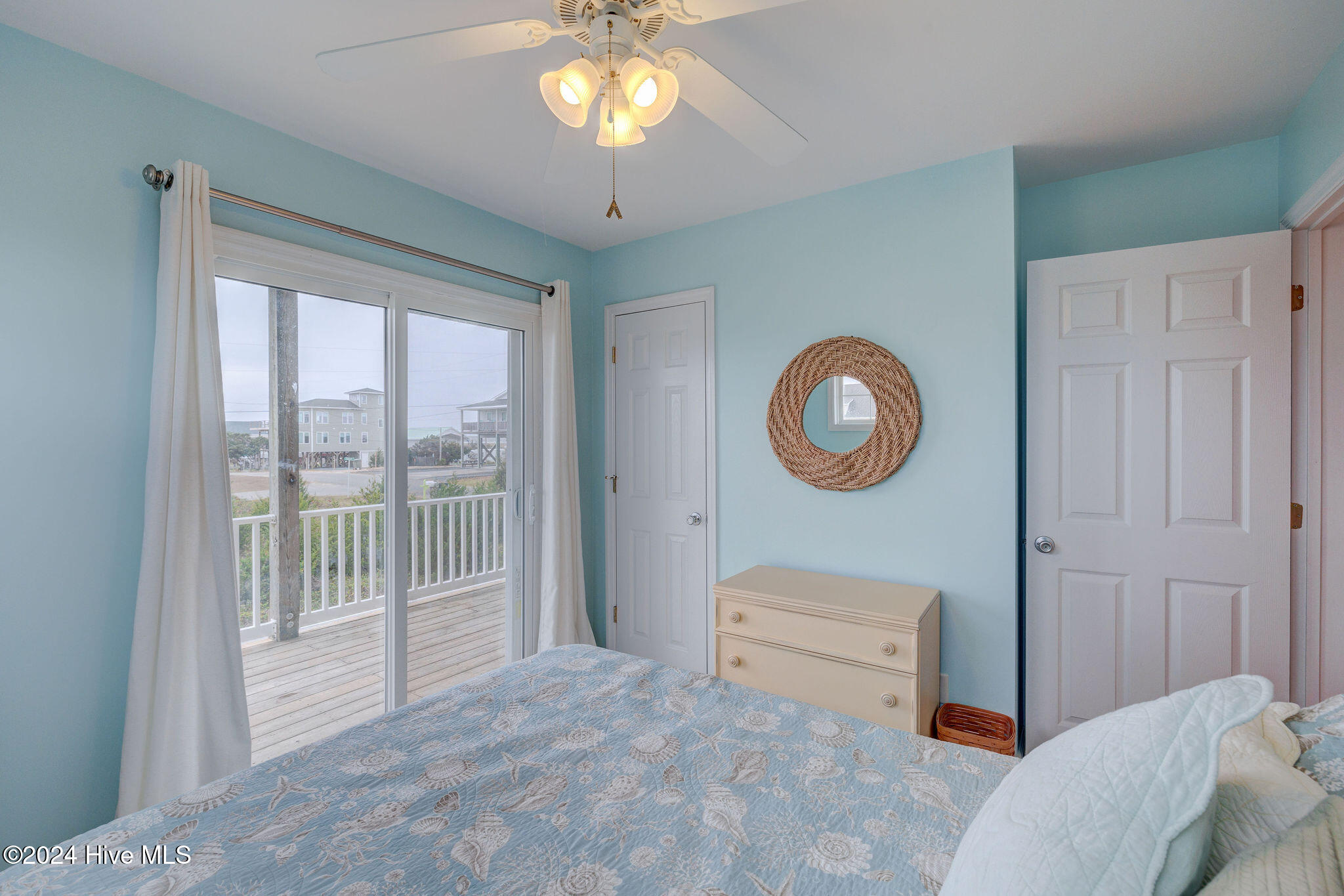132 Reeves Street Property Photo 52