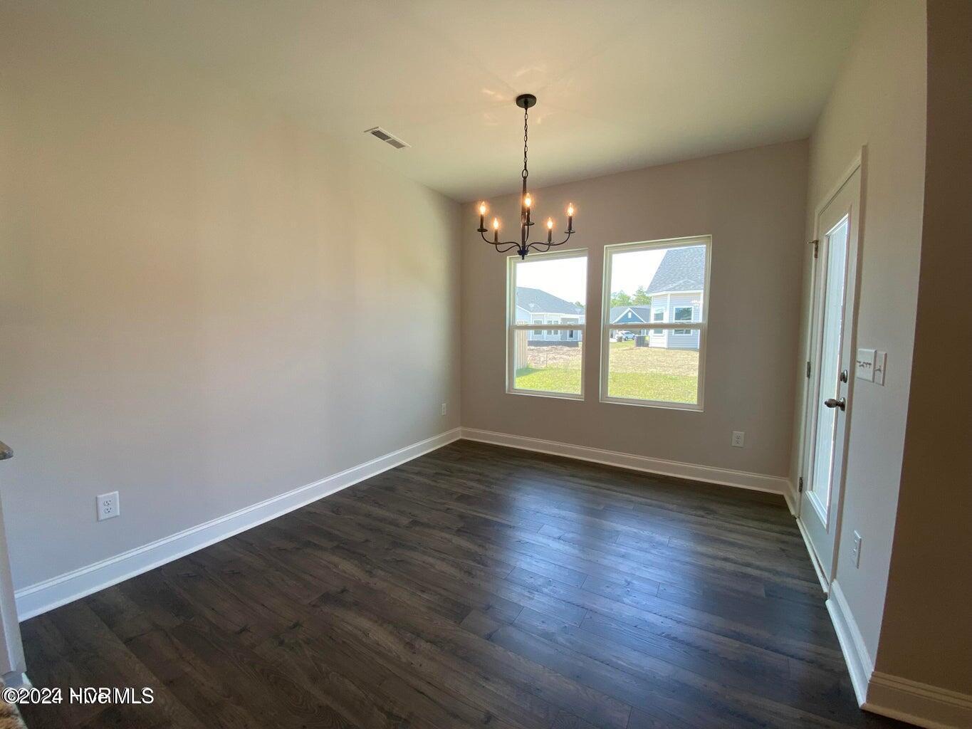 1587 Carmelina Drive Property Photo 5