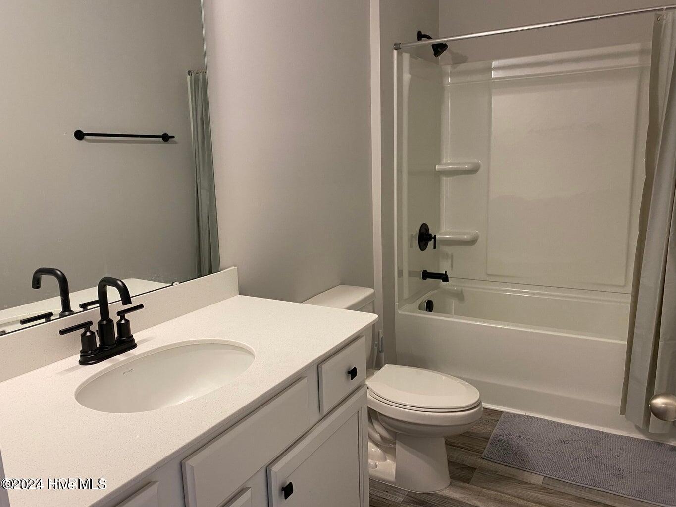 1587 Carmelina Drive Property Photo 16