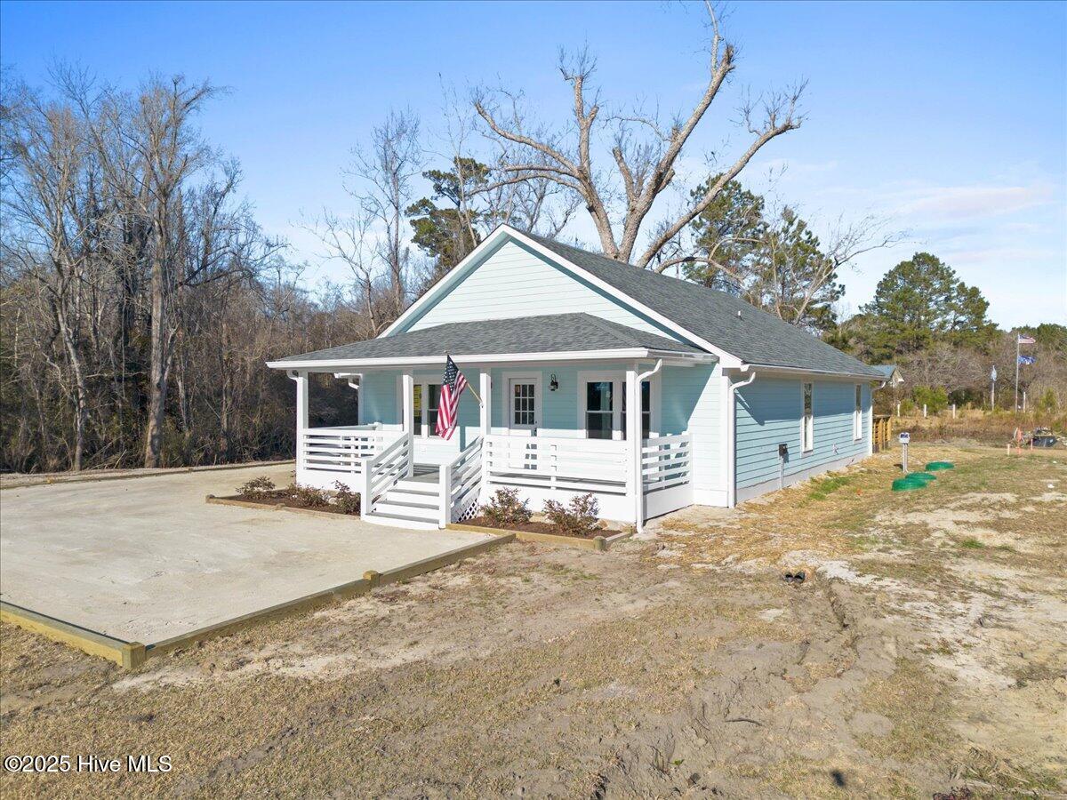 1070 Midway Road Property Photo 1