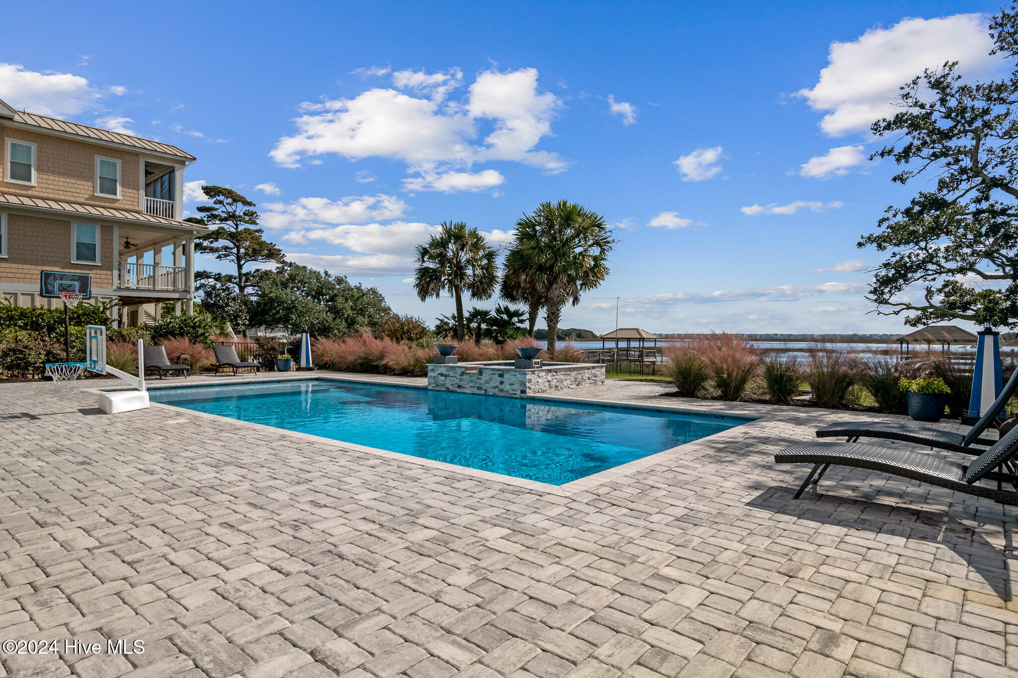 220 Shoreline Drive Property Photo 61