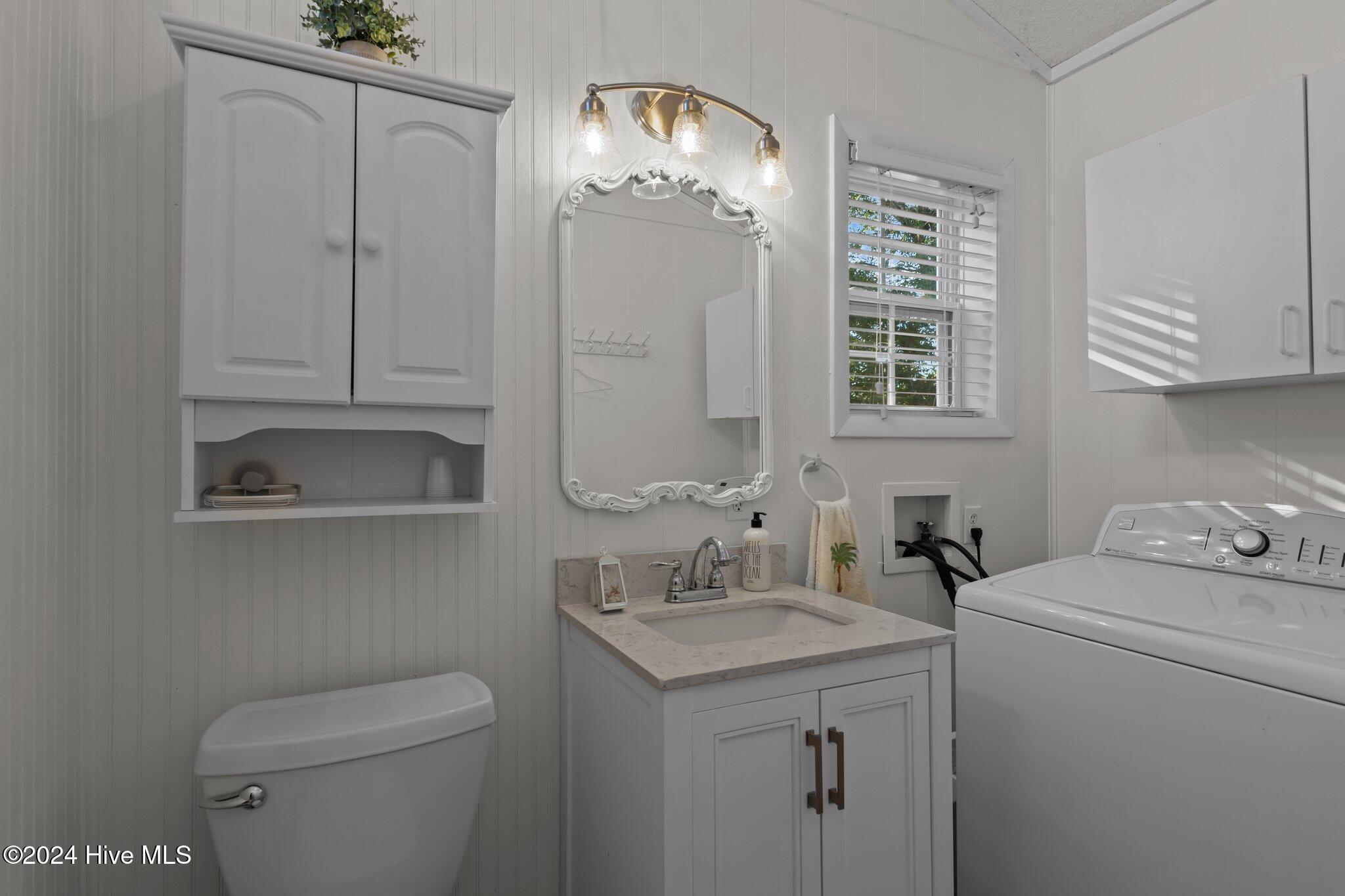 8410 Canal Drive Property Photo 22