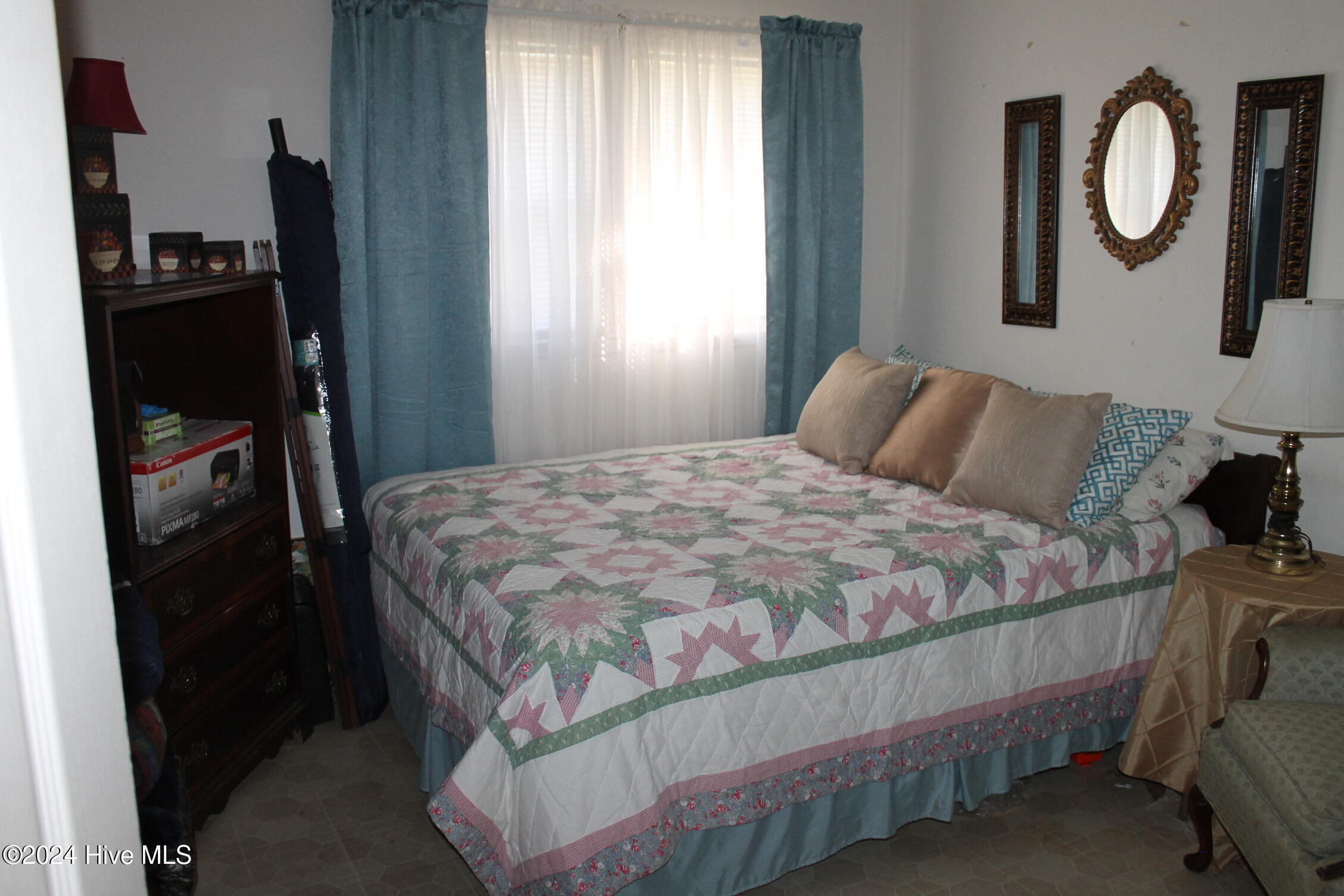 157 E Goodman Road Property Photo 13