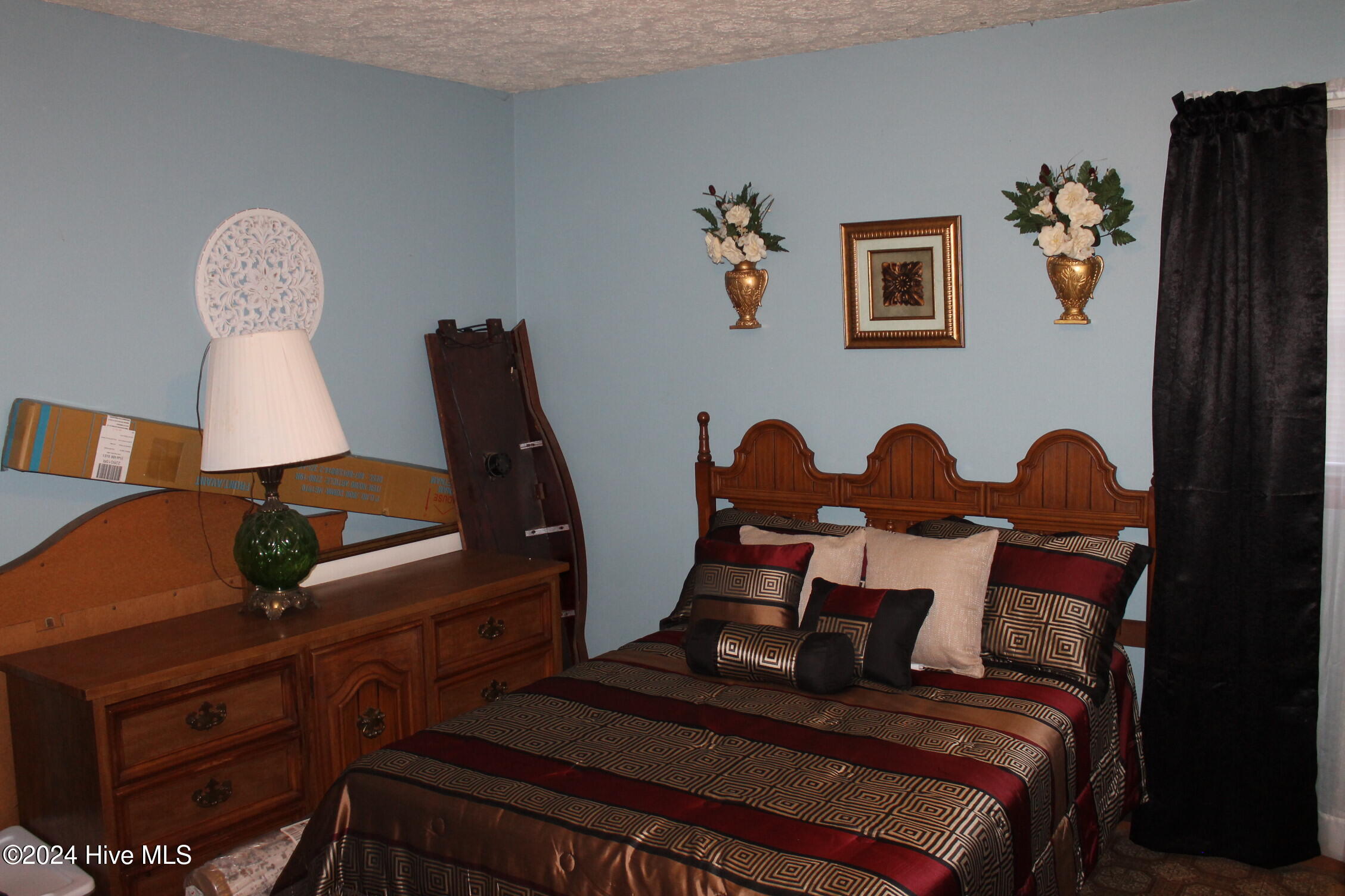 157 E Goodman Road Property Photo 17
